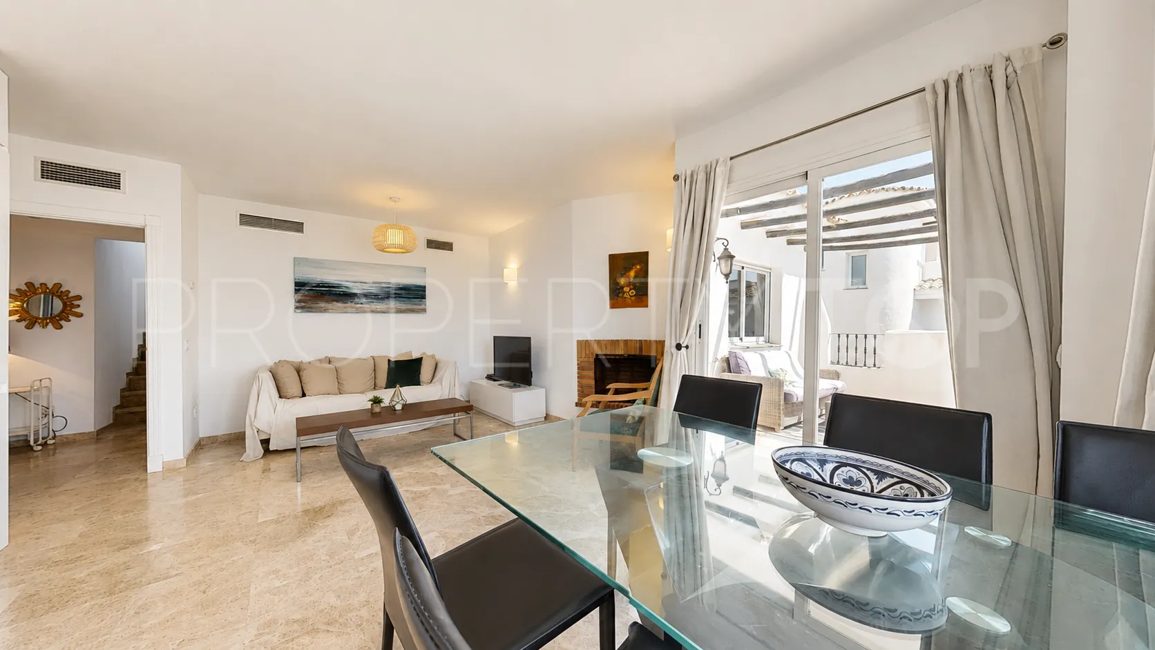For sale duplex penthouse in Los Naranjos de Marbella