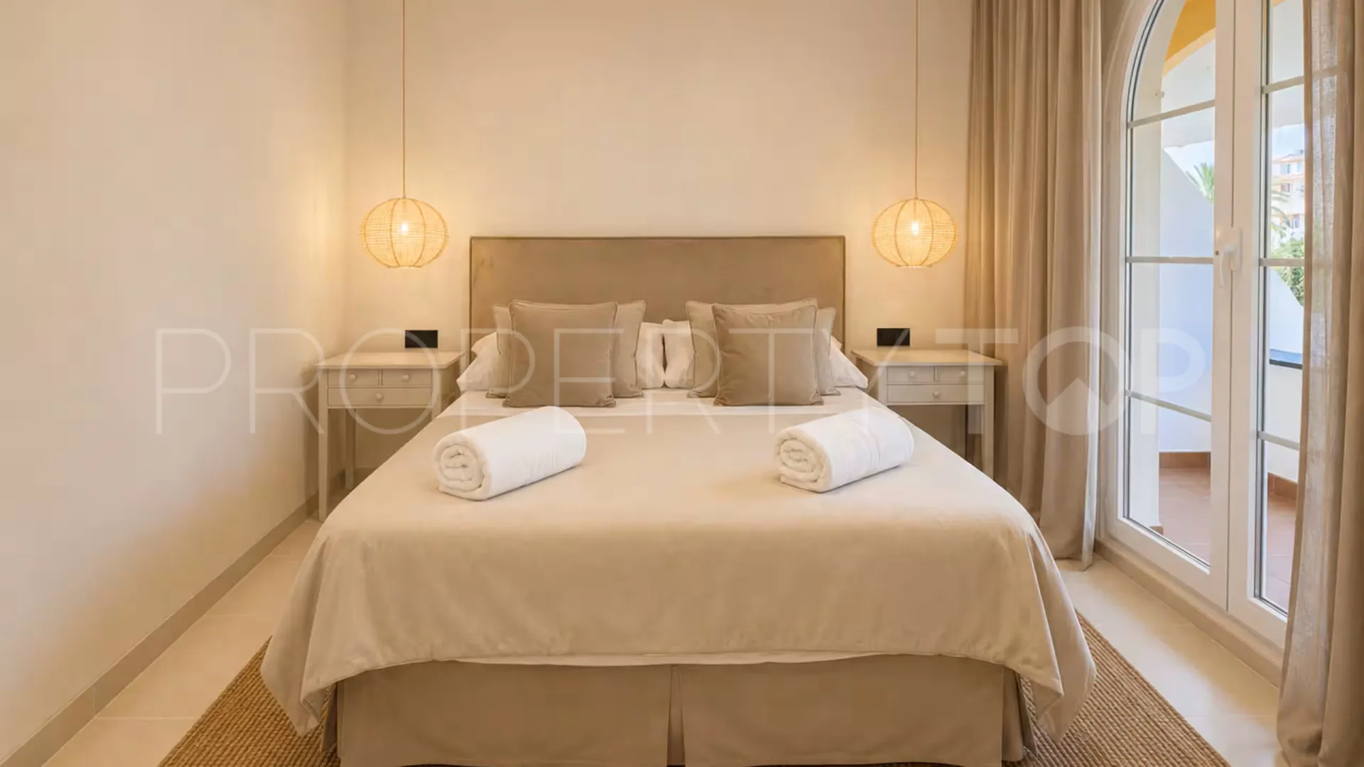 Duplex en venta en Señorio de Aloha
