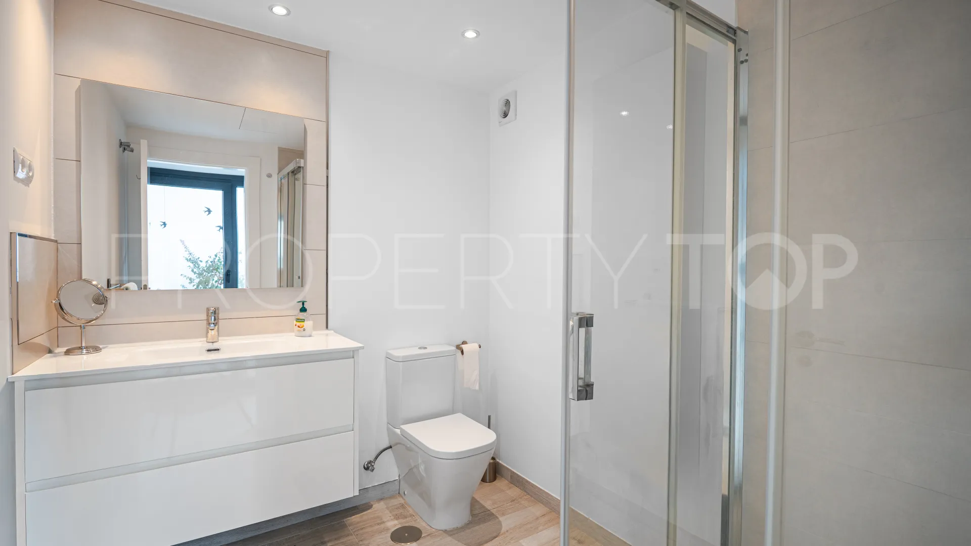For sale Marbella East 3 bedrooms town house