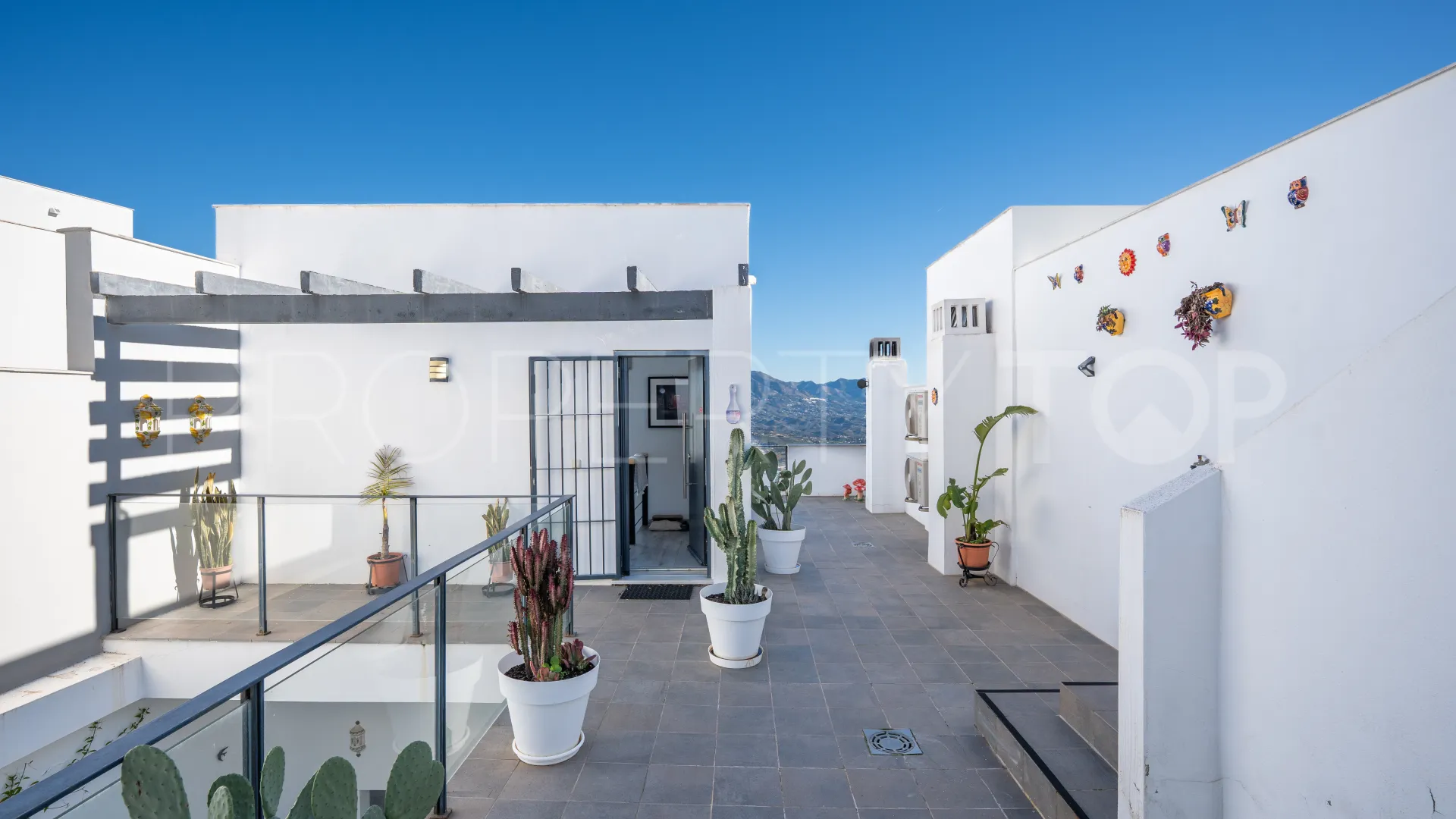 For sale Marbella East 3 bedrooms town house