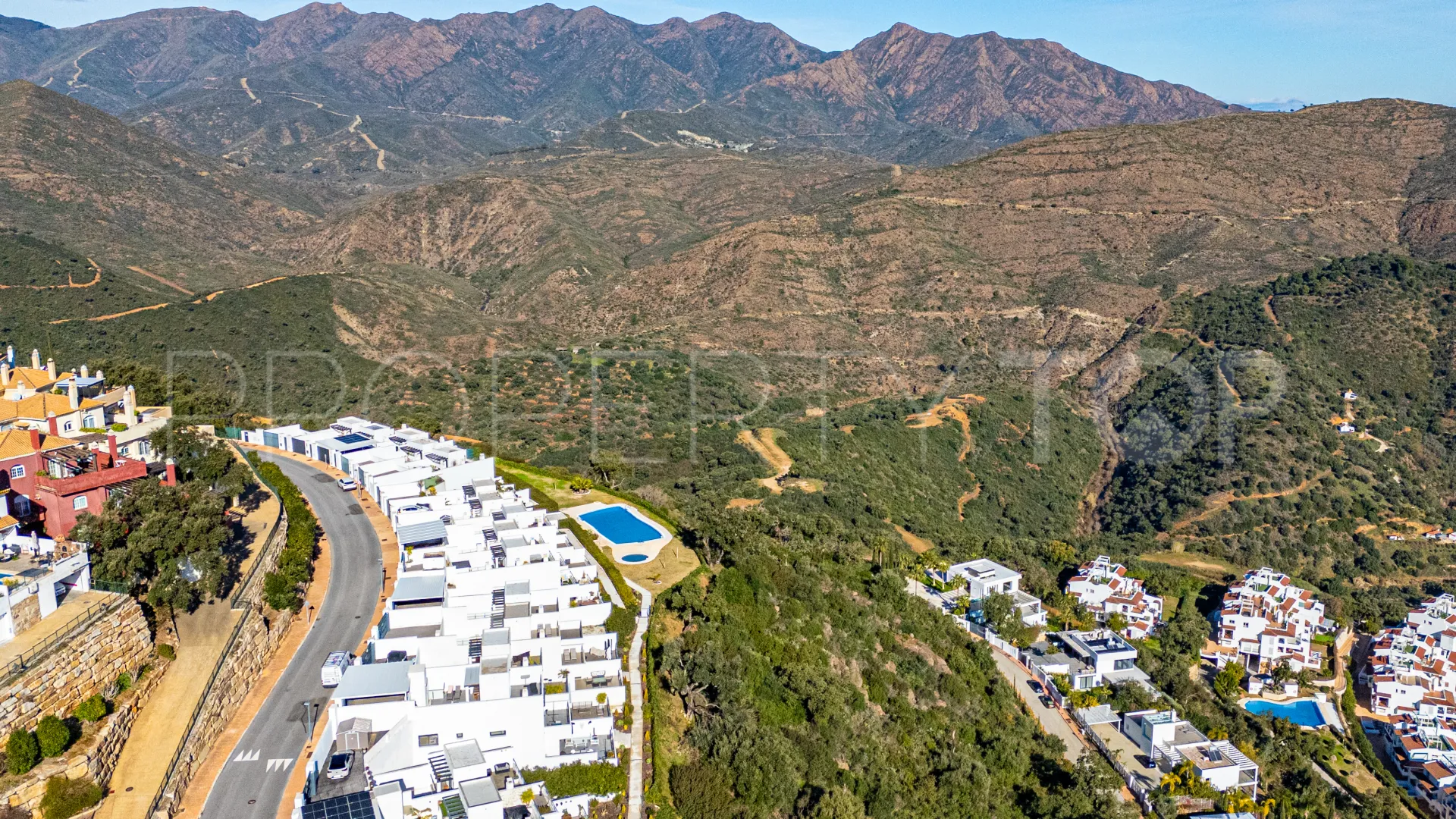 For sale Marbella East 3 bedrooms town house