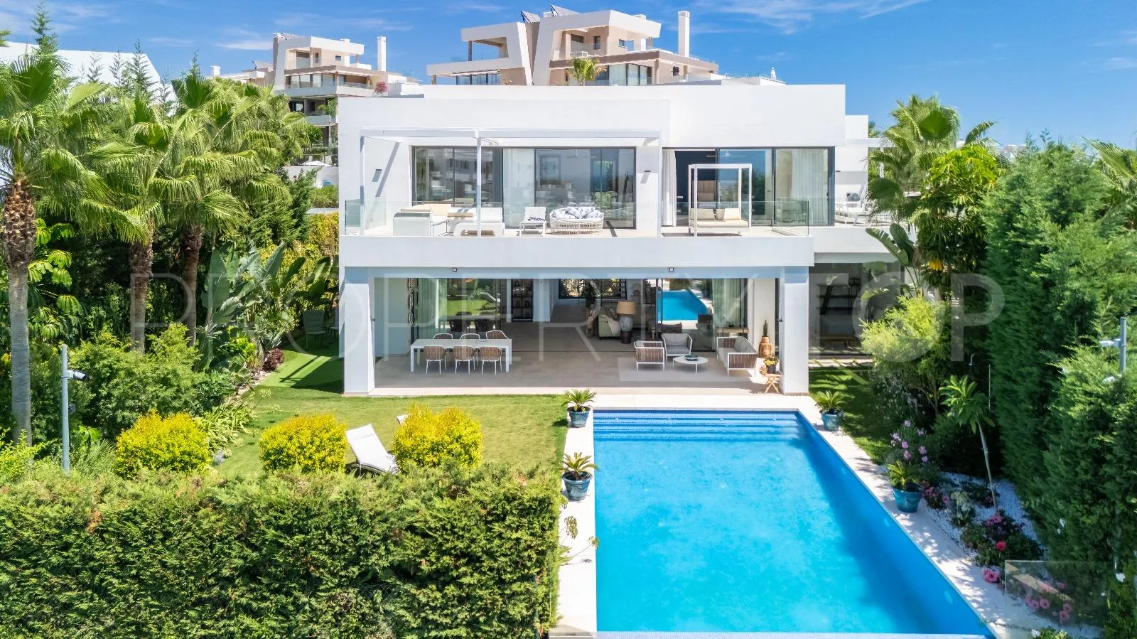 For sale 5 bedrooms villa in Cabopino
