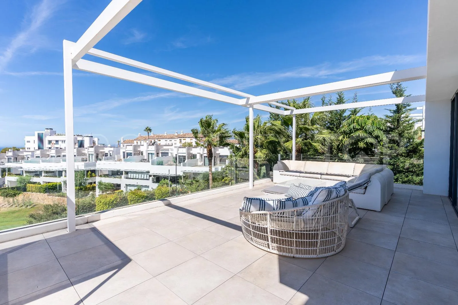 For sale 5 bedrooms villa in Cabopino