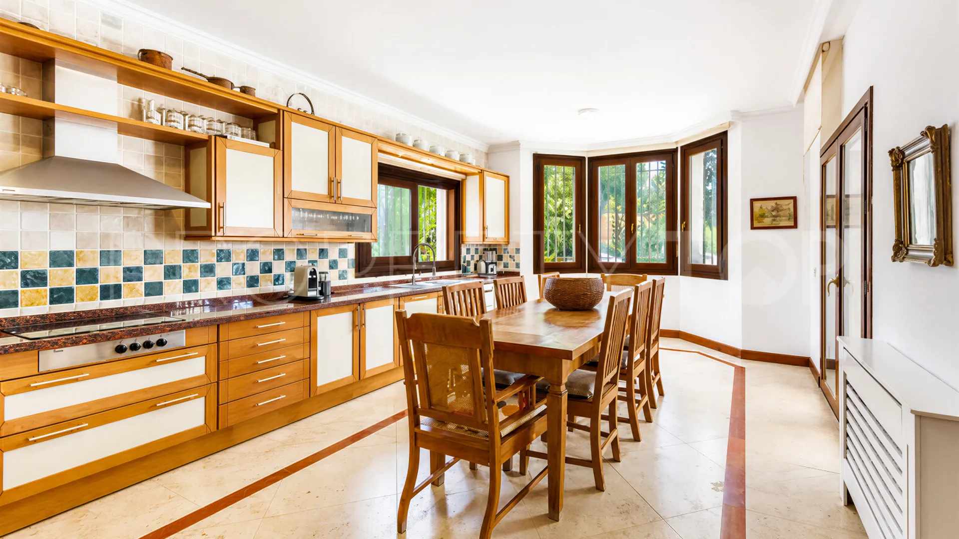 Comprar villa en Nueva Andalucia