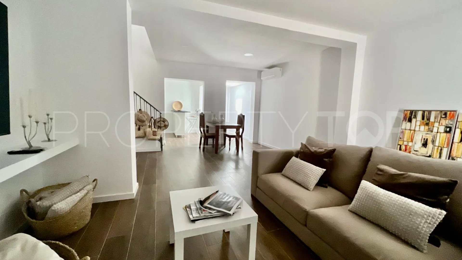 Town house in Coin Centro for sale