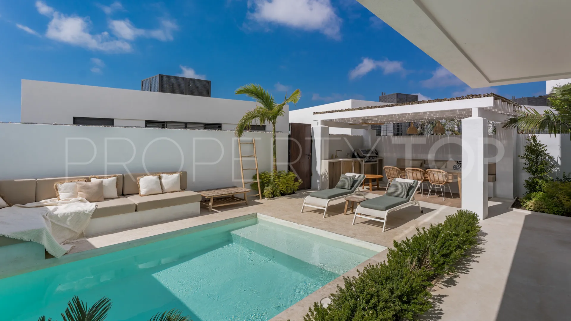 For sale Riviera del Sol semi detached house with 3 bedrooms