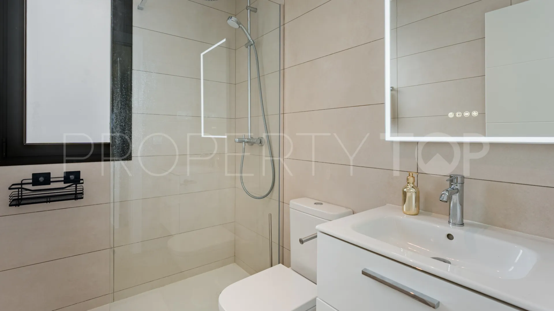 For sale Riviera del Sol semi detached house with 3 bedrooms