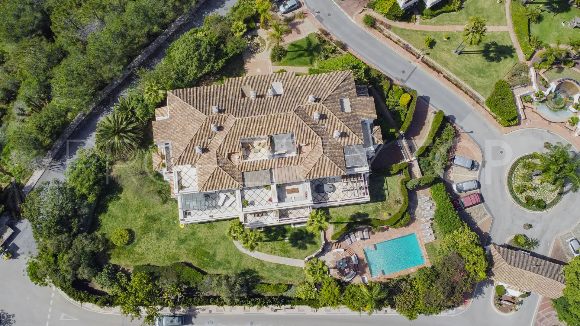 Monte Paraiso, atico duplex con 5 dormitorios en venta
