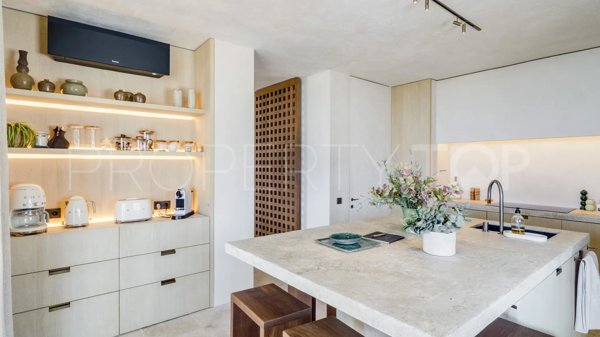 Monte Paraiso, atico duplex con 5 dormitorios en venta