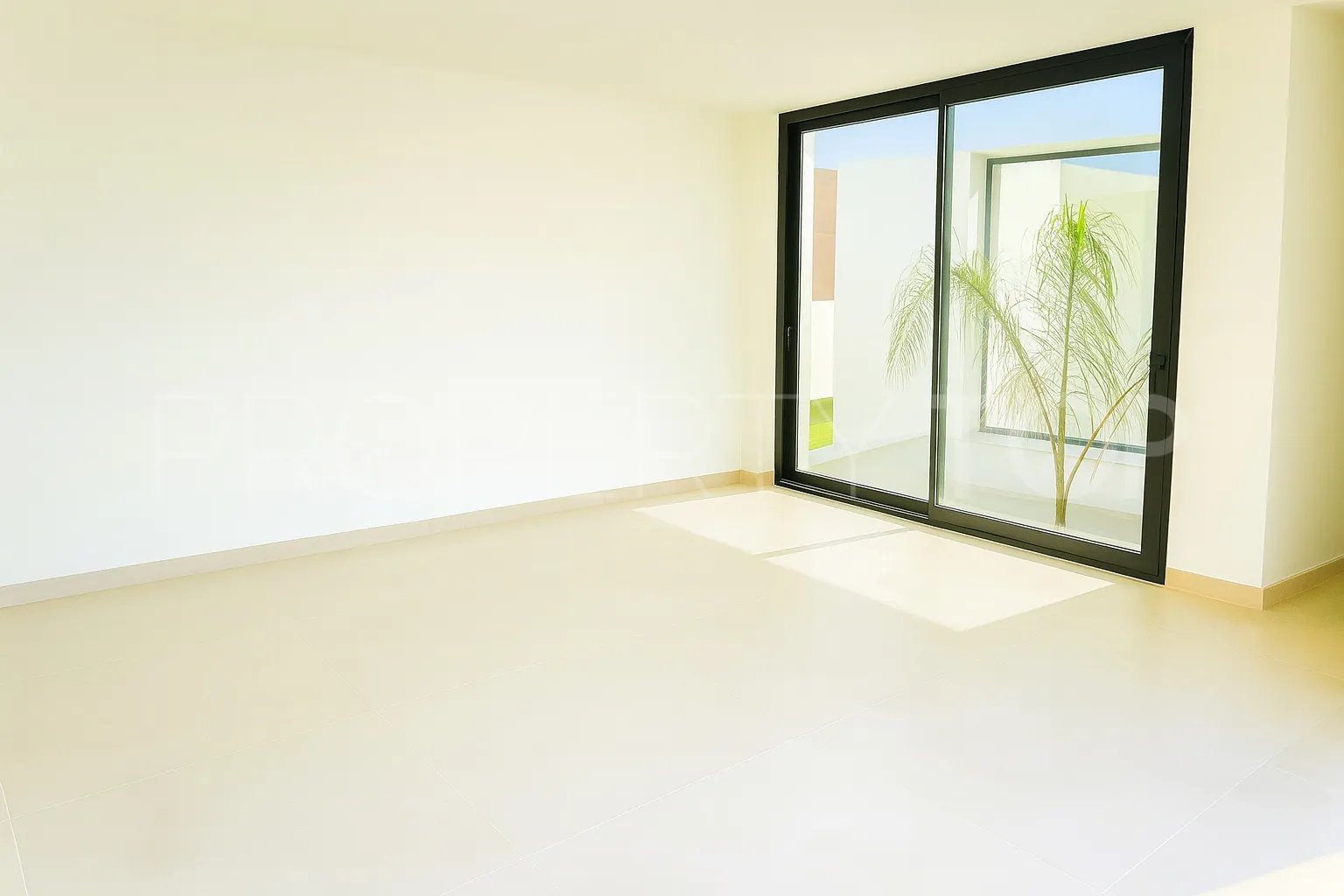 Villa a la venta en El Chaparral con 5 dormitorios