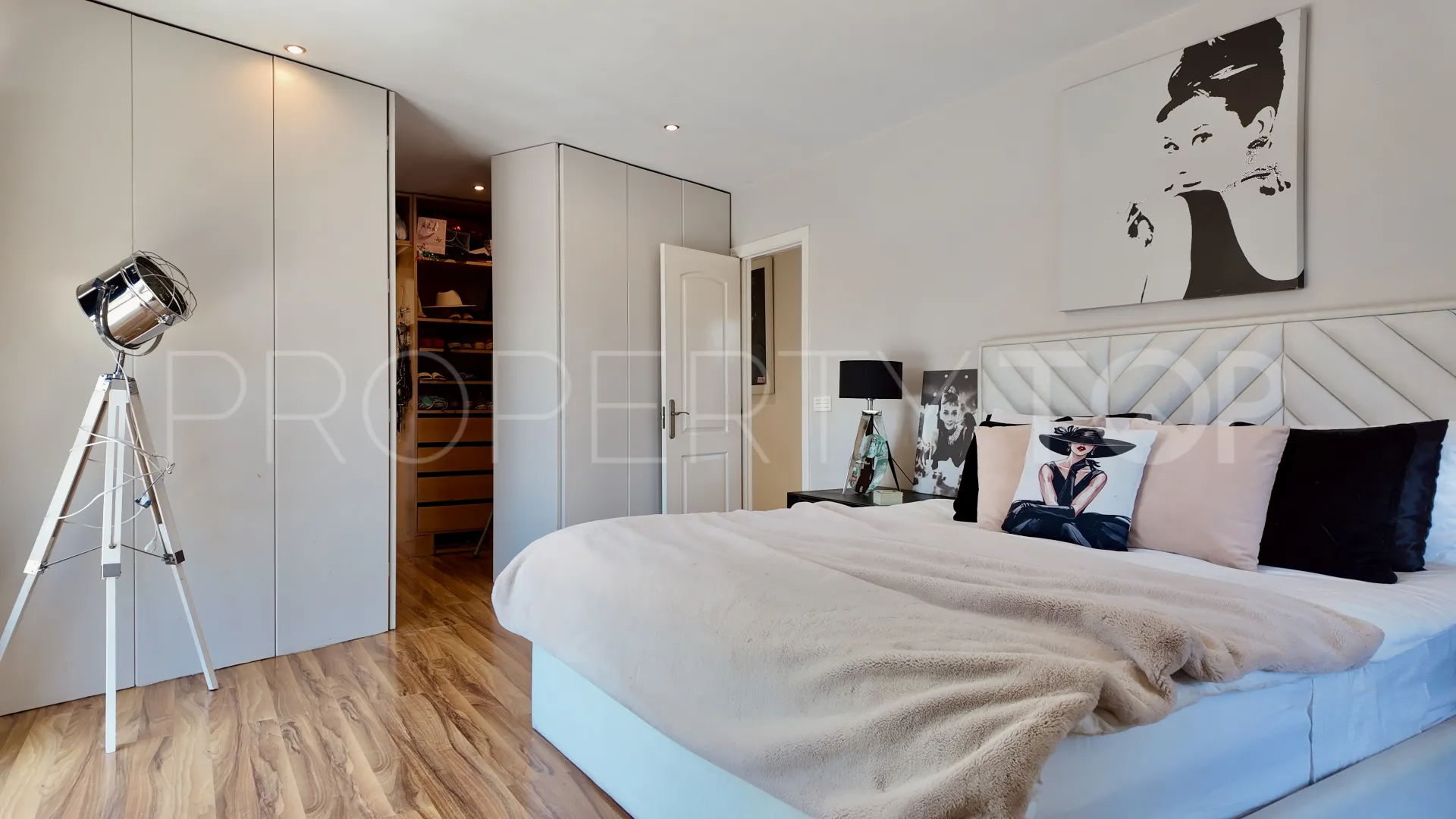 Villa en venta en Nueva Andalucia