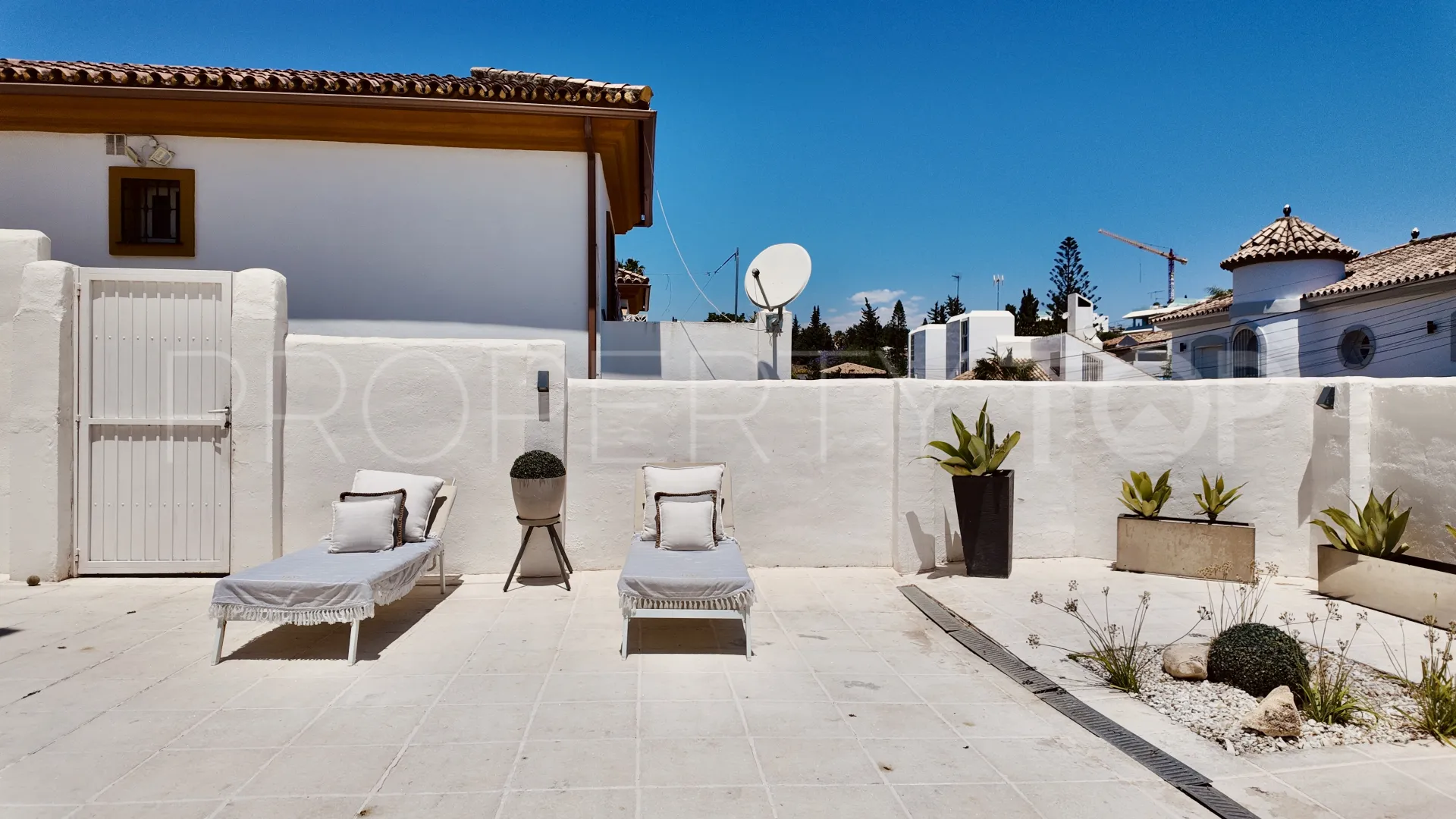 Villa en venta en Nueva Andalucia