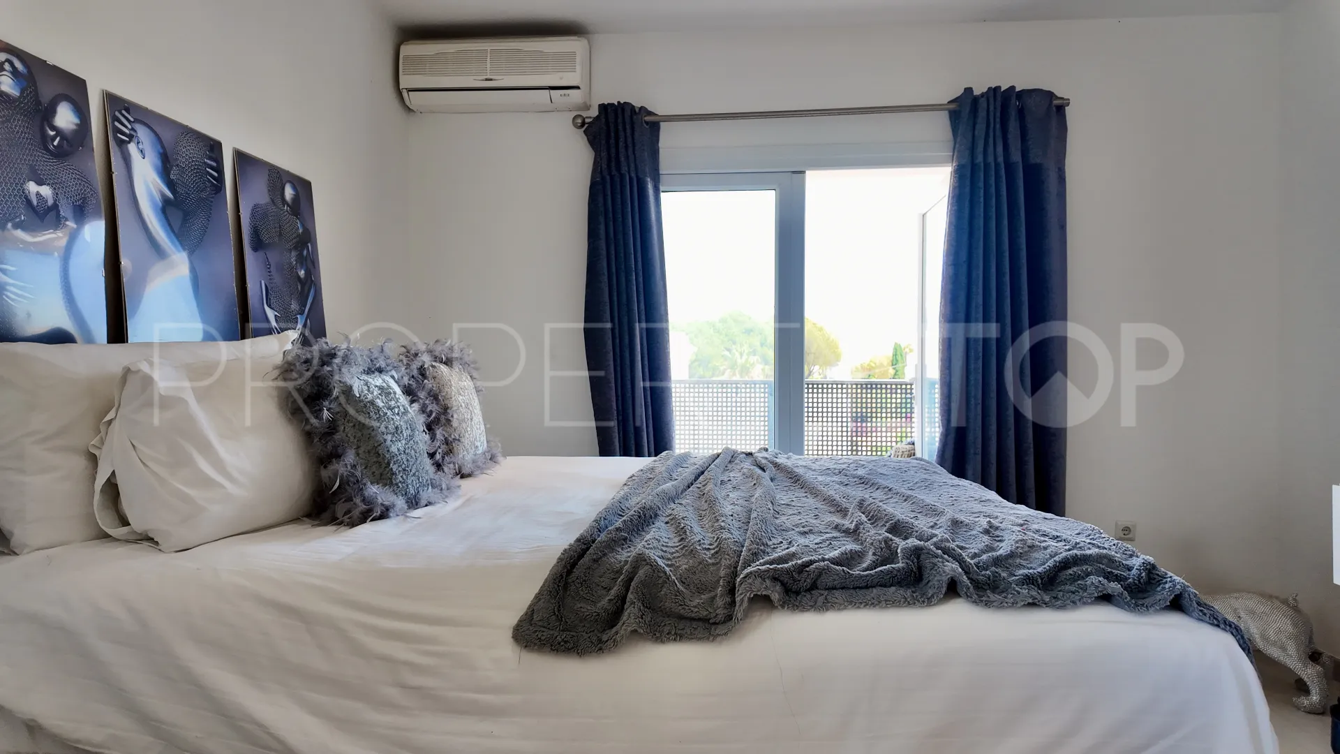 Villa en venta en Nueva Andalucia
