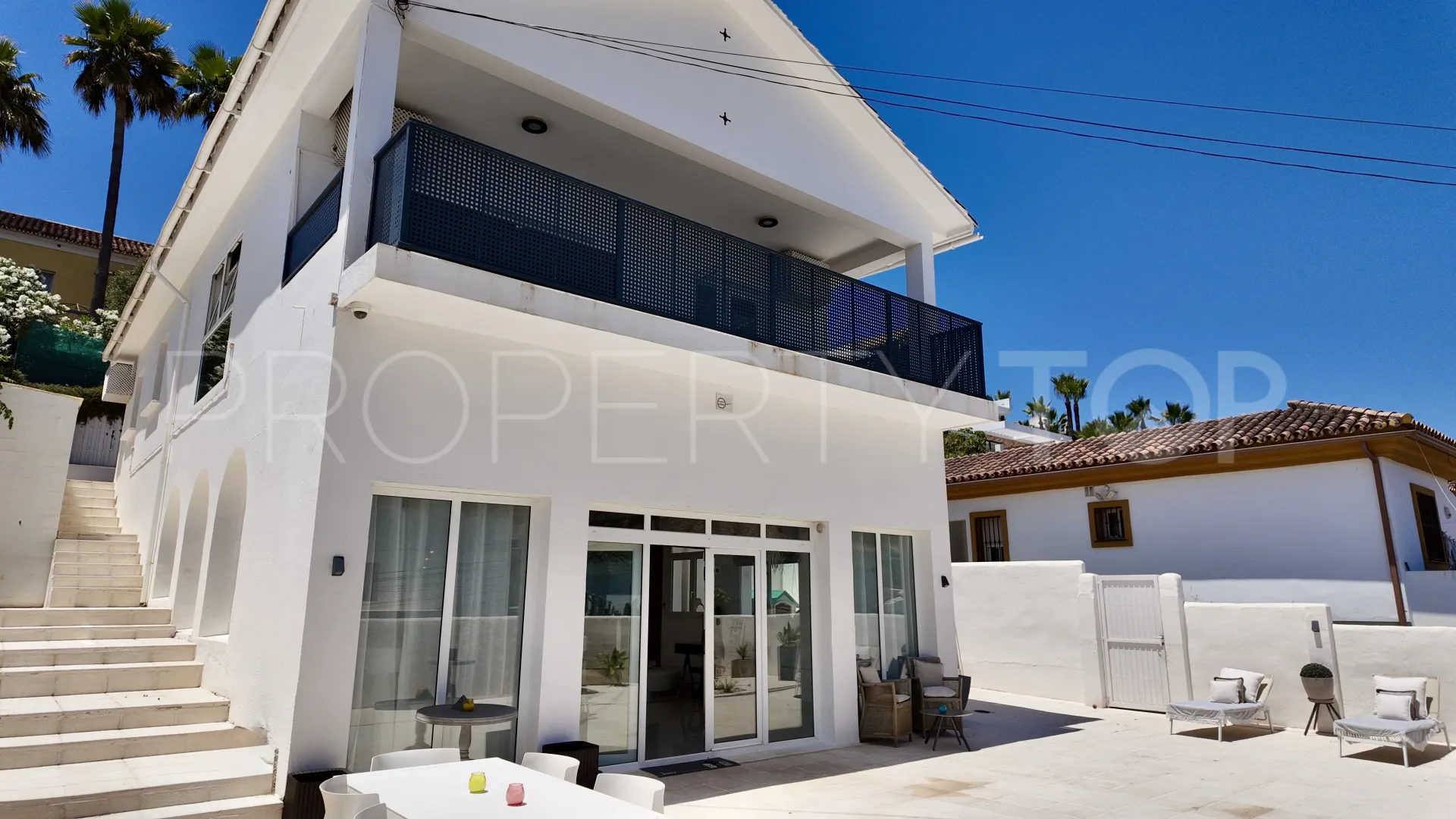 Villa en venta en Nueva Andalucia