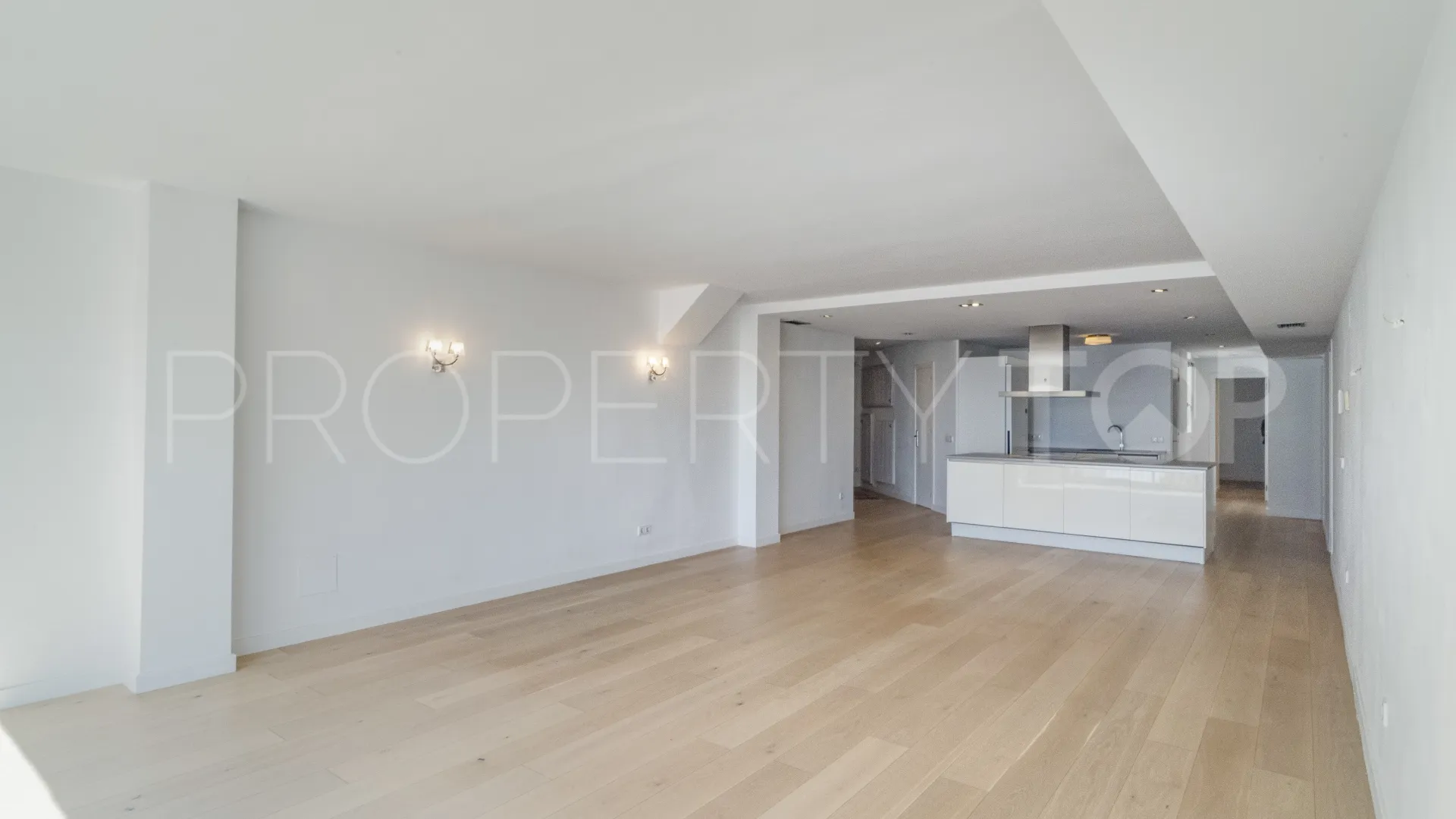 For sale apartment in Marbella - Puerto Banus
