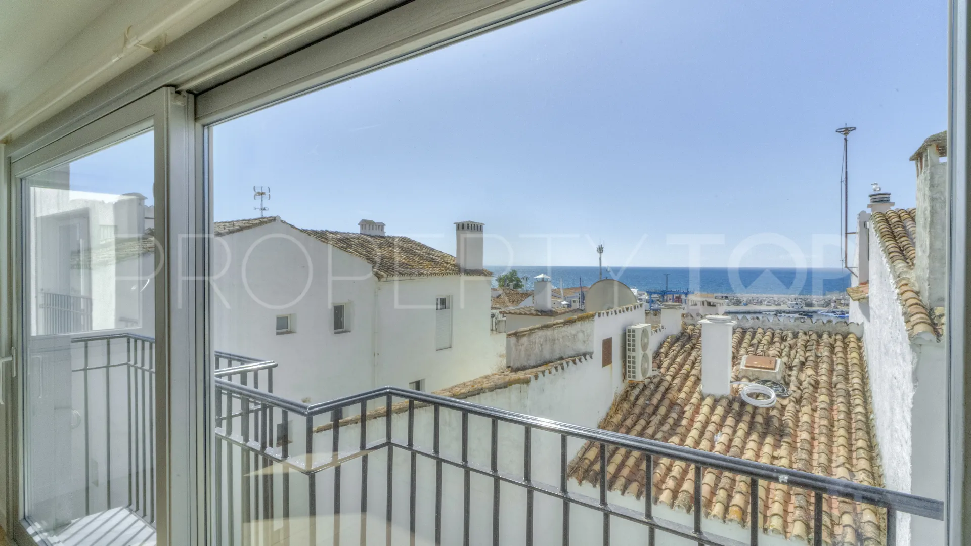 For sale apartment in Marbella - Puerto Banus