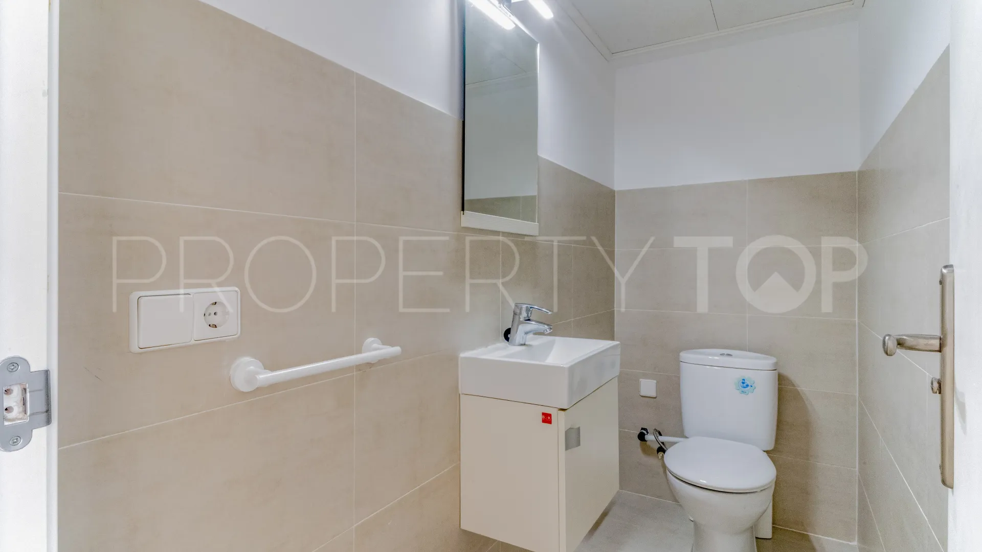 For sale apartment in Marbella - Puerto Banus