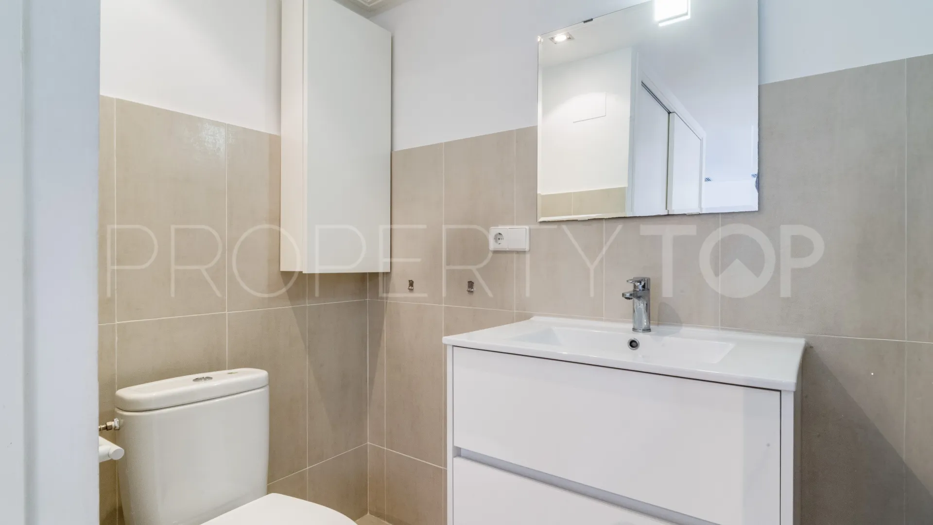 For sale apartment in Marbella - Puerto Banus