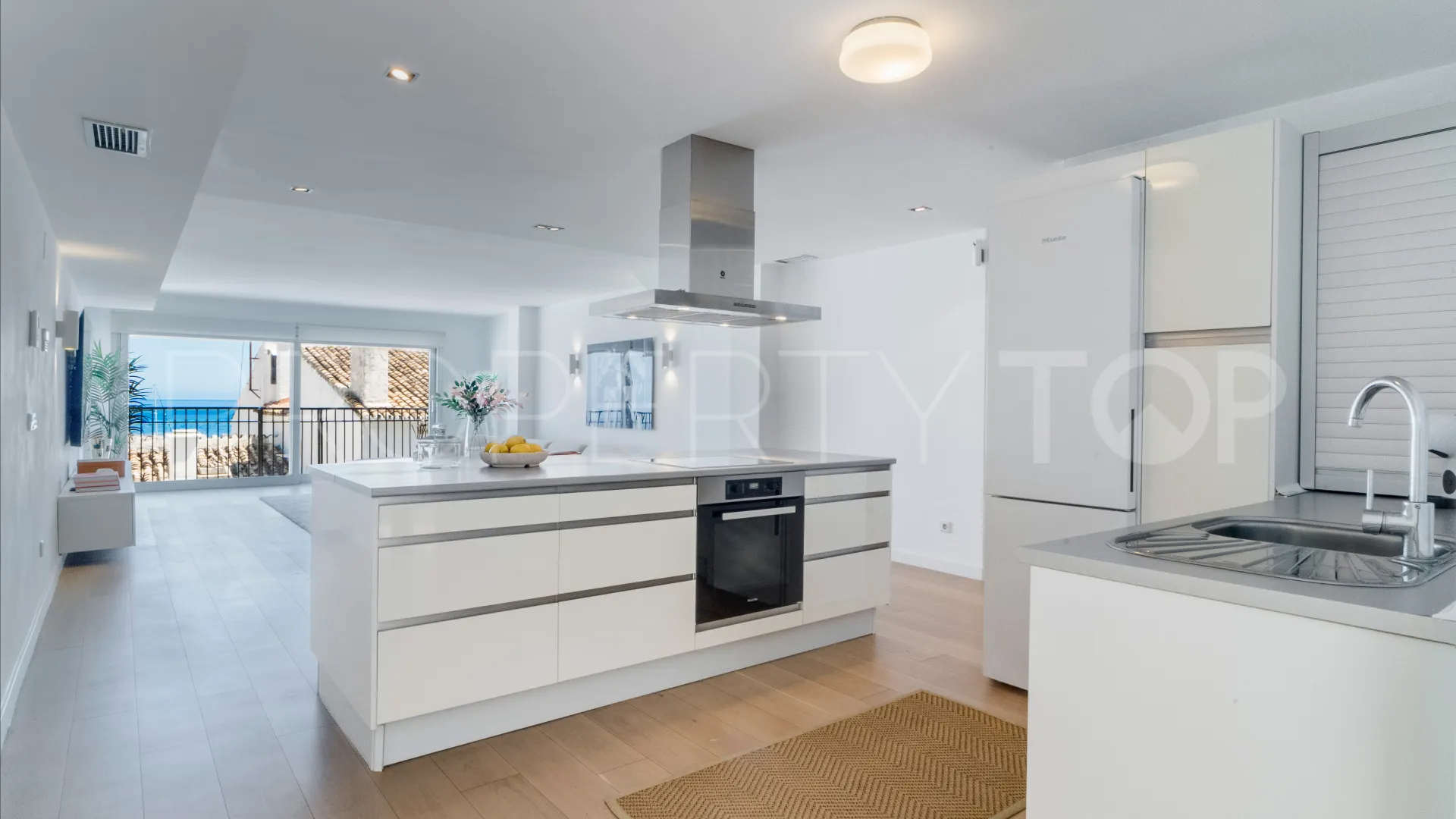 For sale apartment in Marbella - Puerto Banus