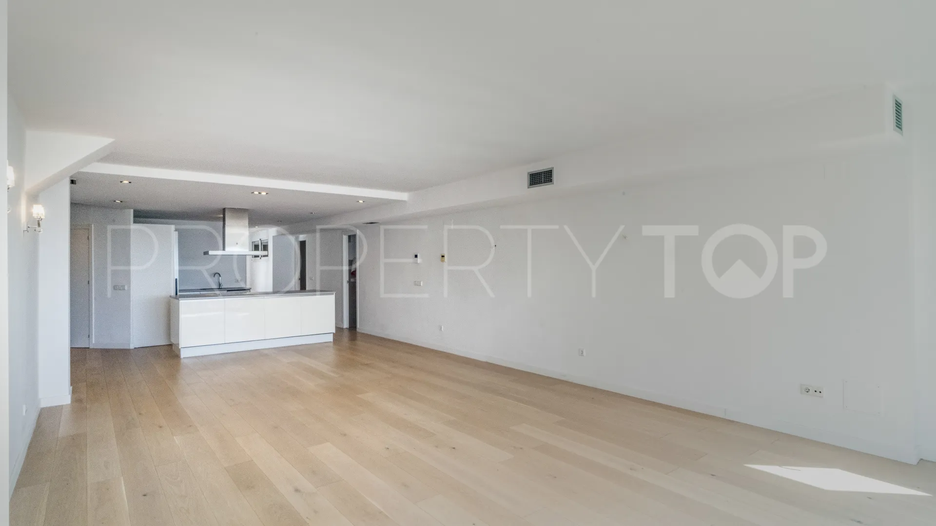 For sale apartment in Marbella - Puerto Banus
