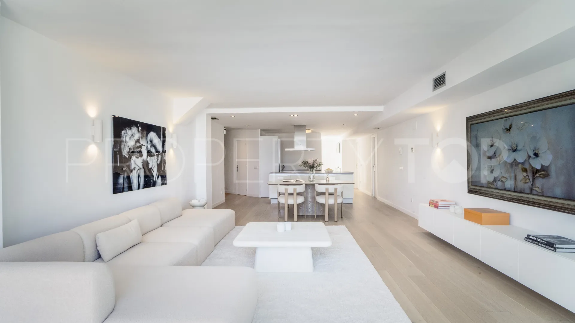 For sale apartment in Marbella - Puerto Banus