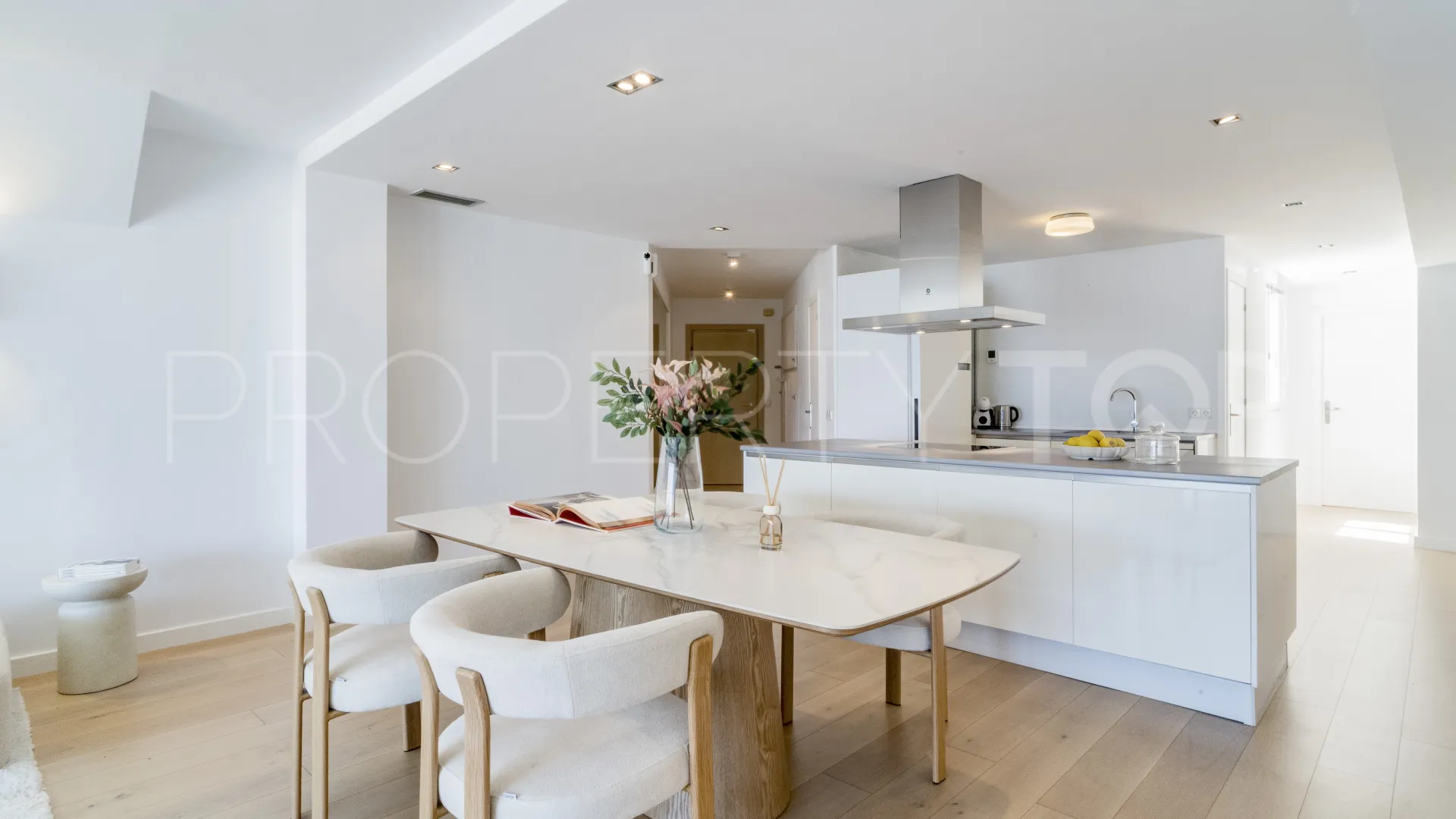 For sale apartment in Marbella - Puerto Banus