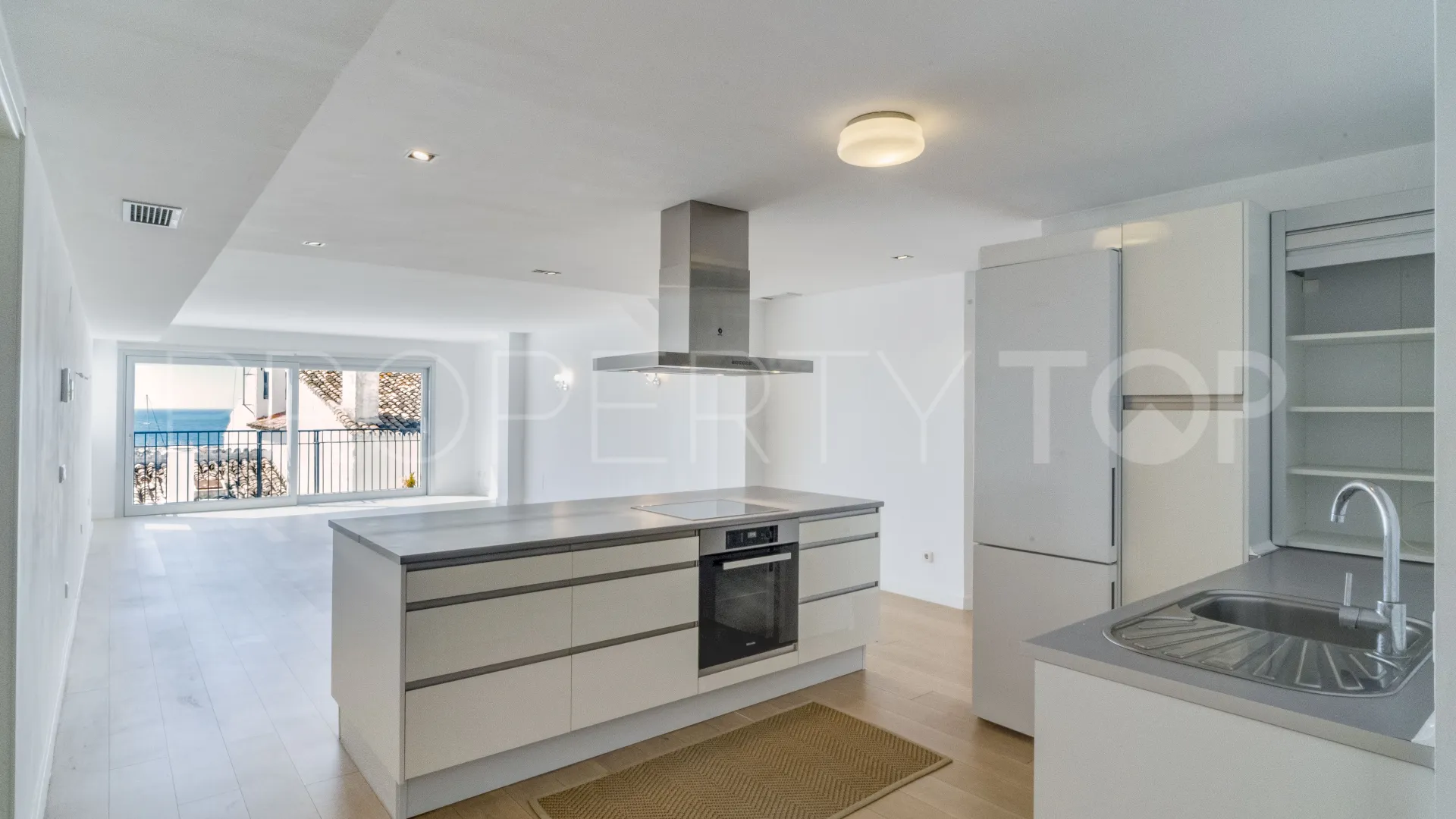 For sale apartment in Marbella - Puerto Banus