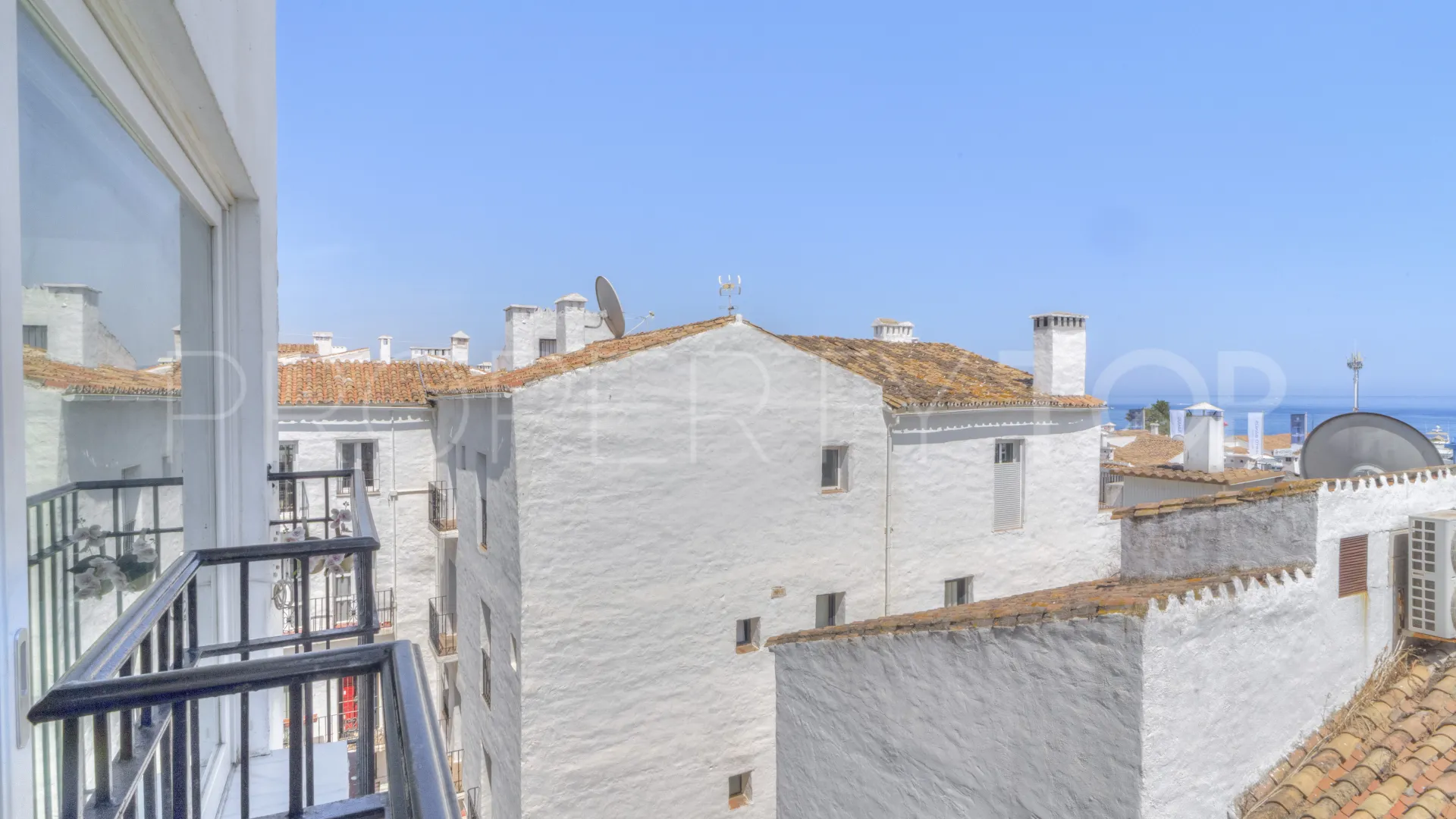 For sale apartment in Marbella - Puerto Banus