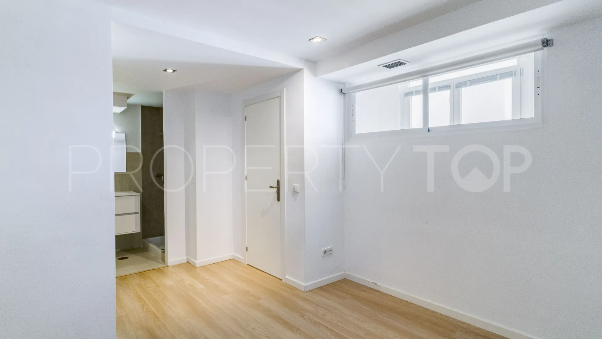 For sale apartment in Marbella - Puerto Banus