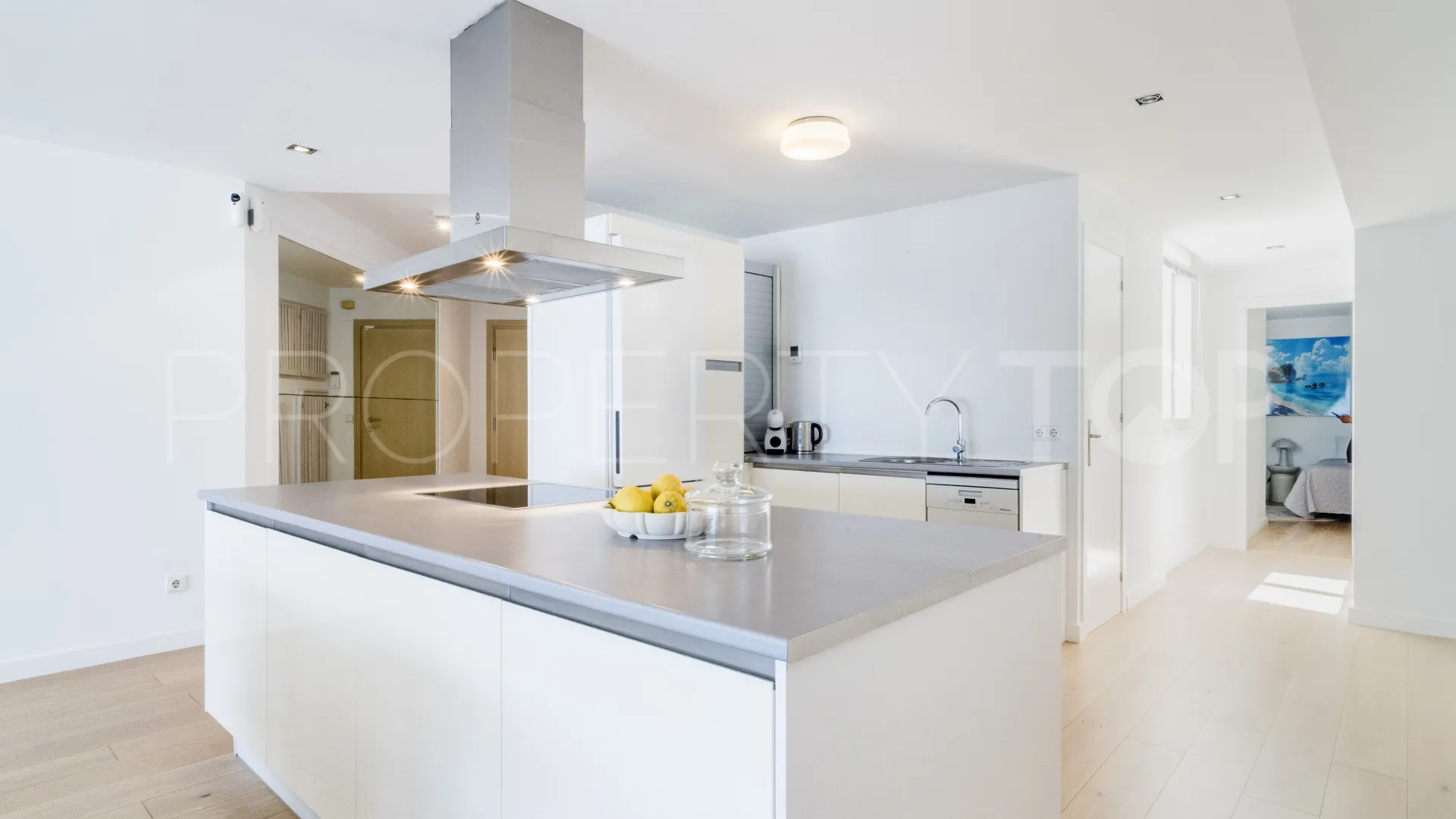 For sale apartment in Marbella - Puerto Banus