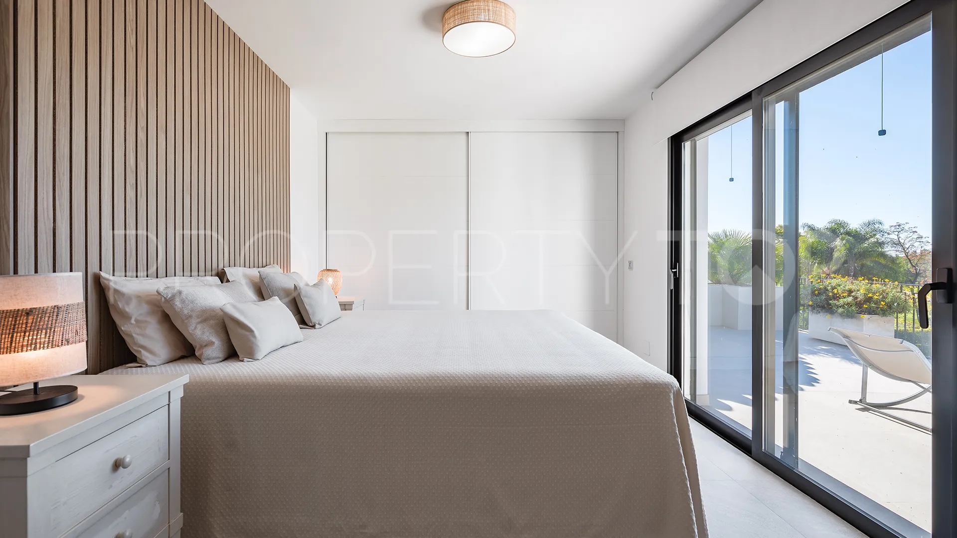 Comprar villa en Guadalmina Alta