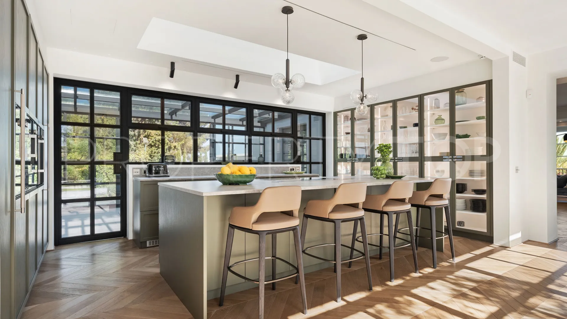 6 bedrooms villa for sale in Sierra Blanca