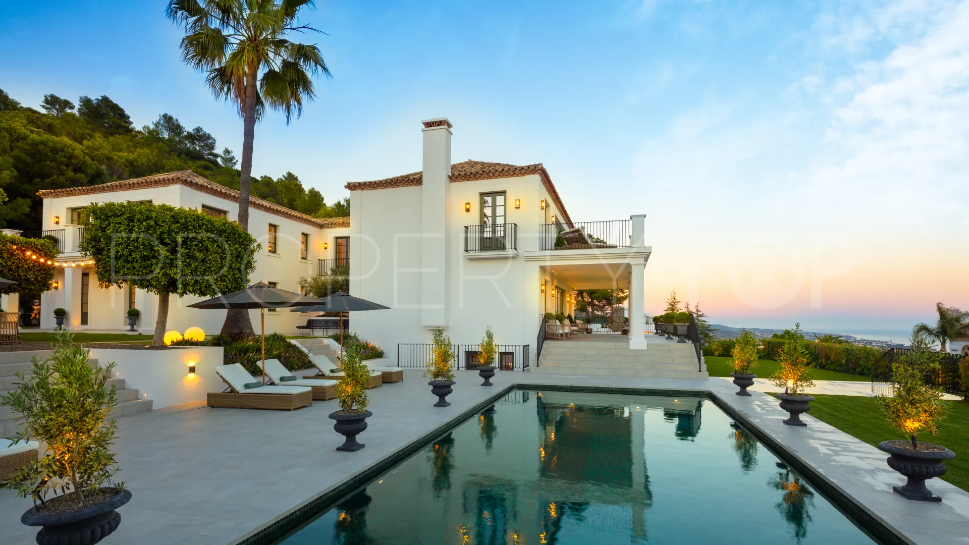 6 bedrooms villa for sale in Sierra Blanca