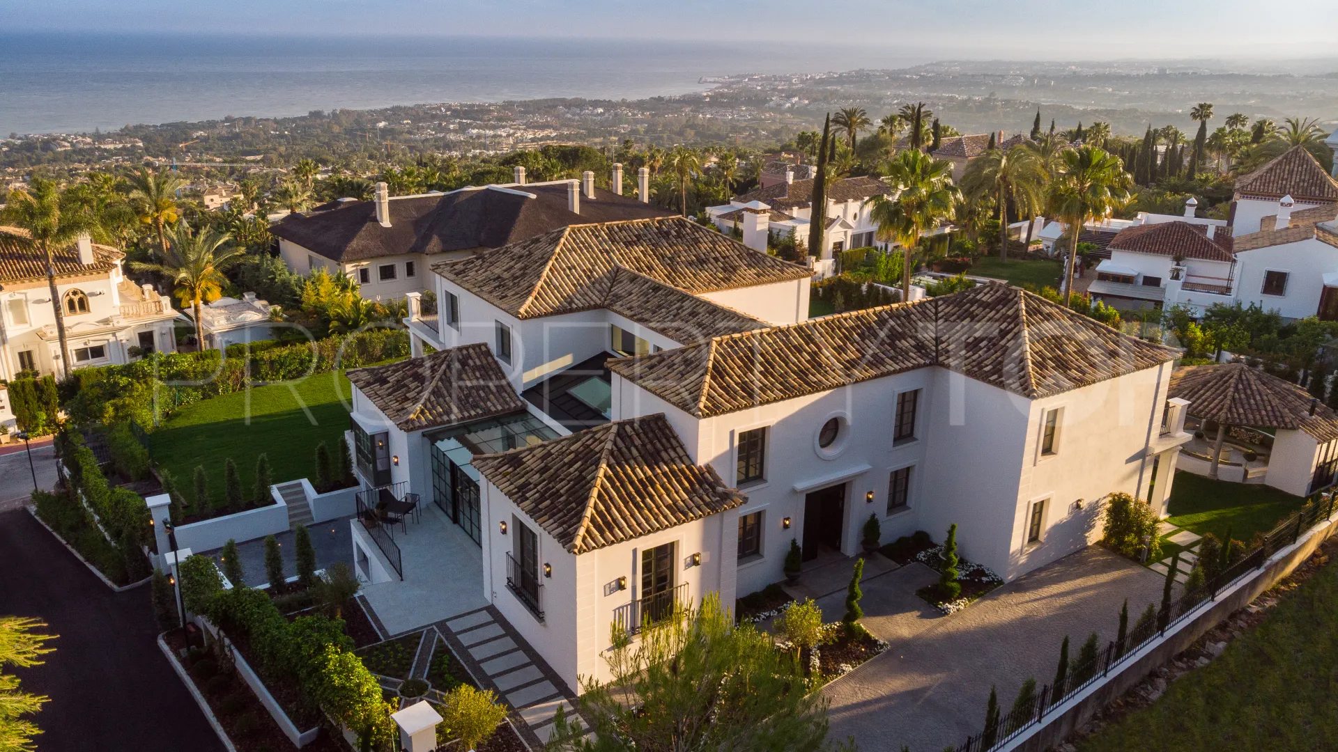 6 bedrooms villa for sale in Sierra Blanca