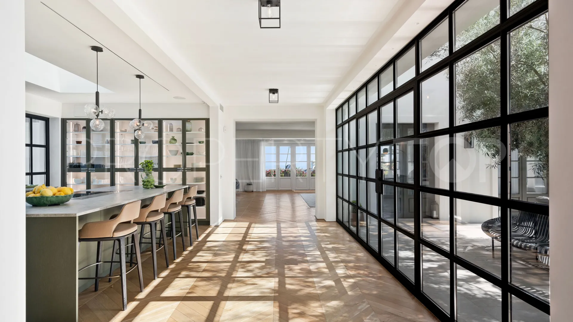 6 bedrooms villa for sale in Sierra Blanca