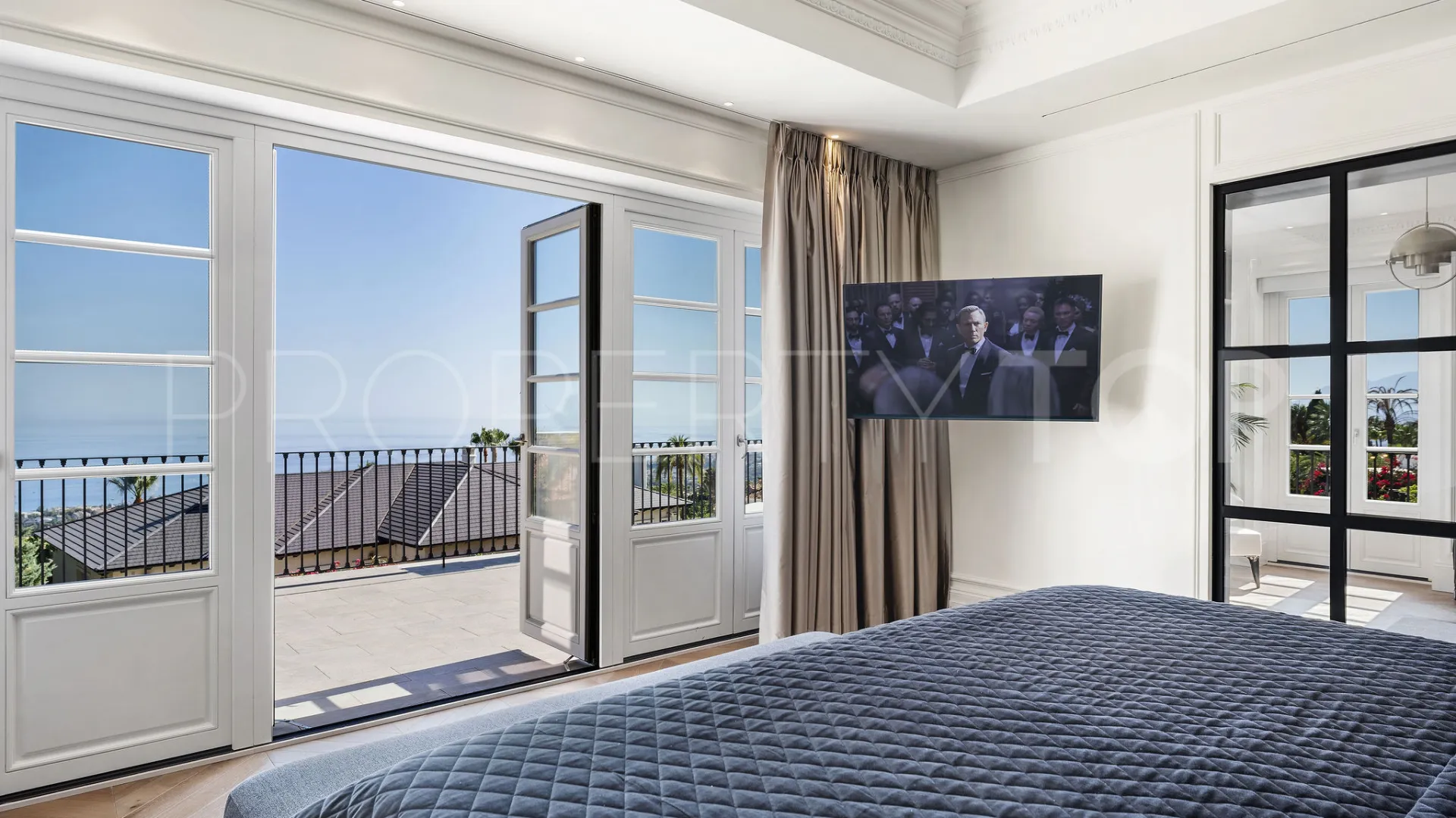 6 bedrooms villa for sale in Sierra Blanca