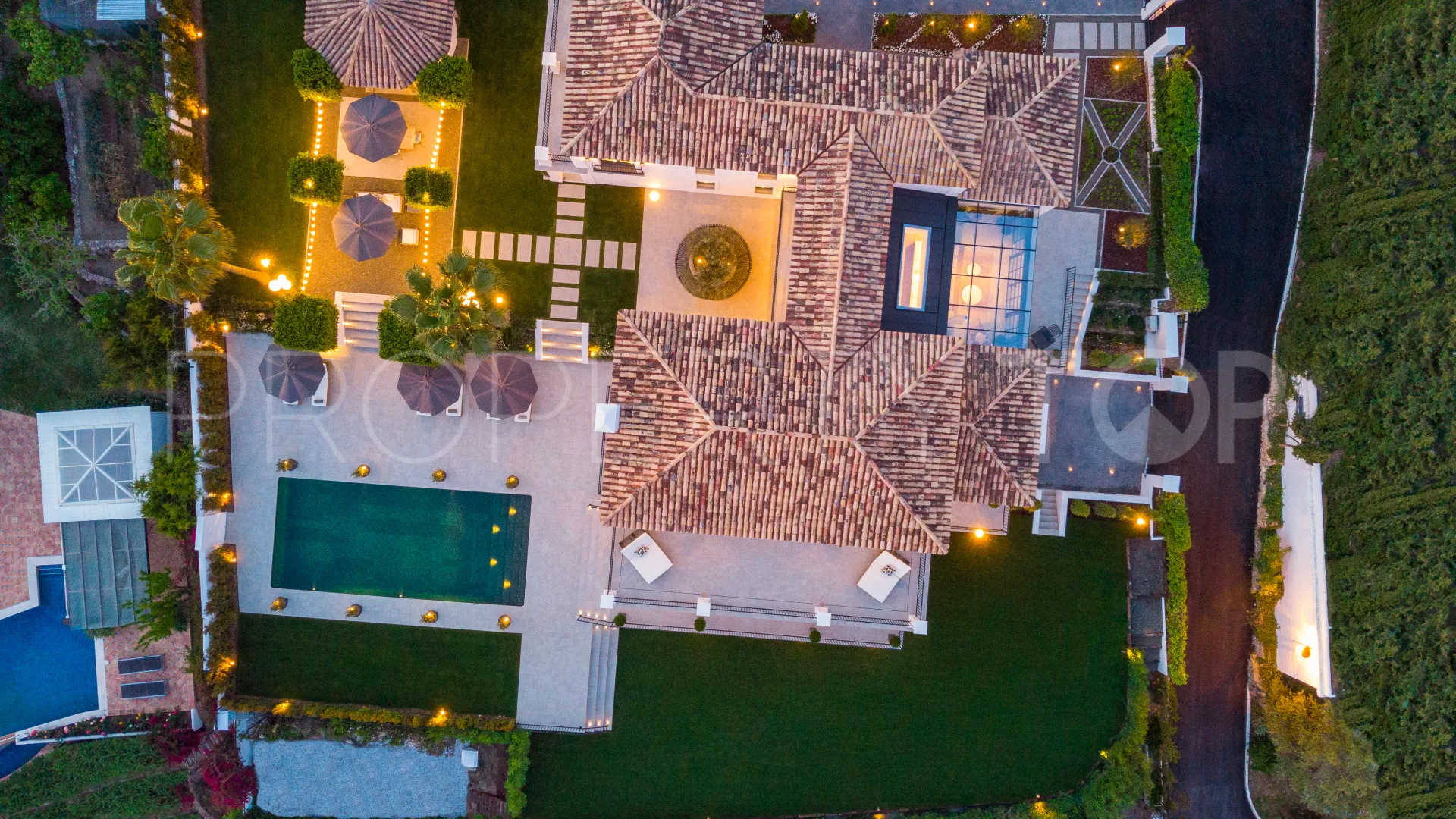 6 bedrooms villa for sale in Sierra Blanca