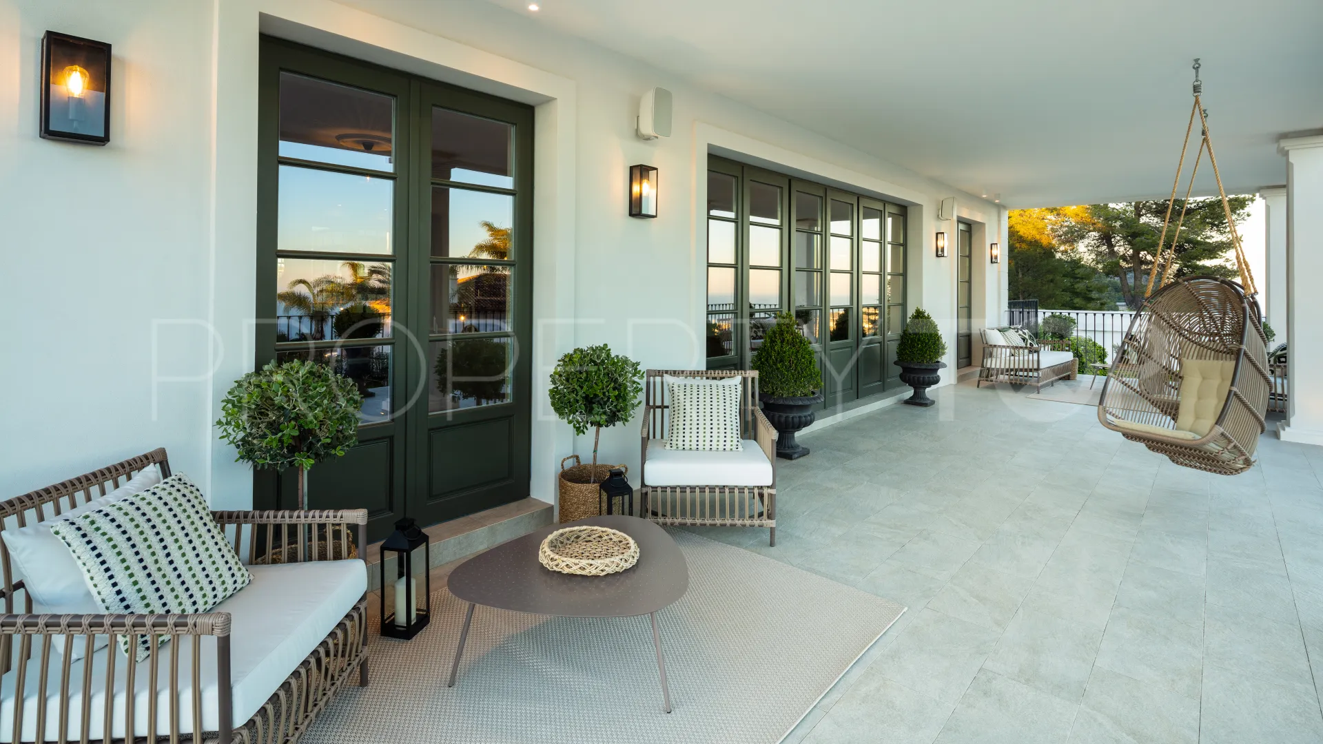 6 bedrooms villa for sale in Sierra Blanca