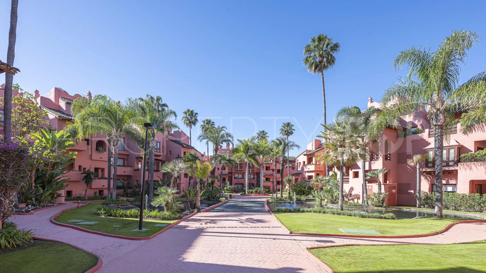 Se vende apartamento de 3 dormitorios en Cabo Bermejo