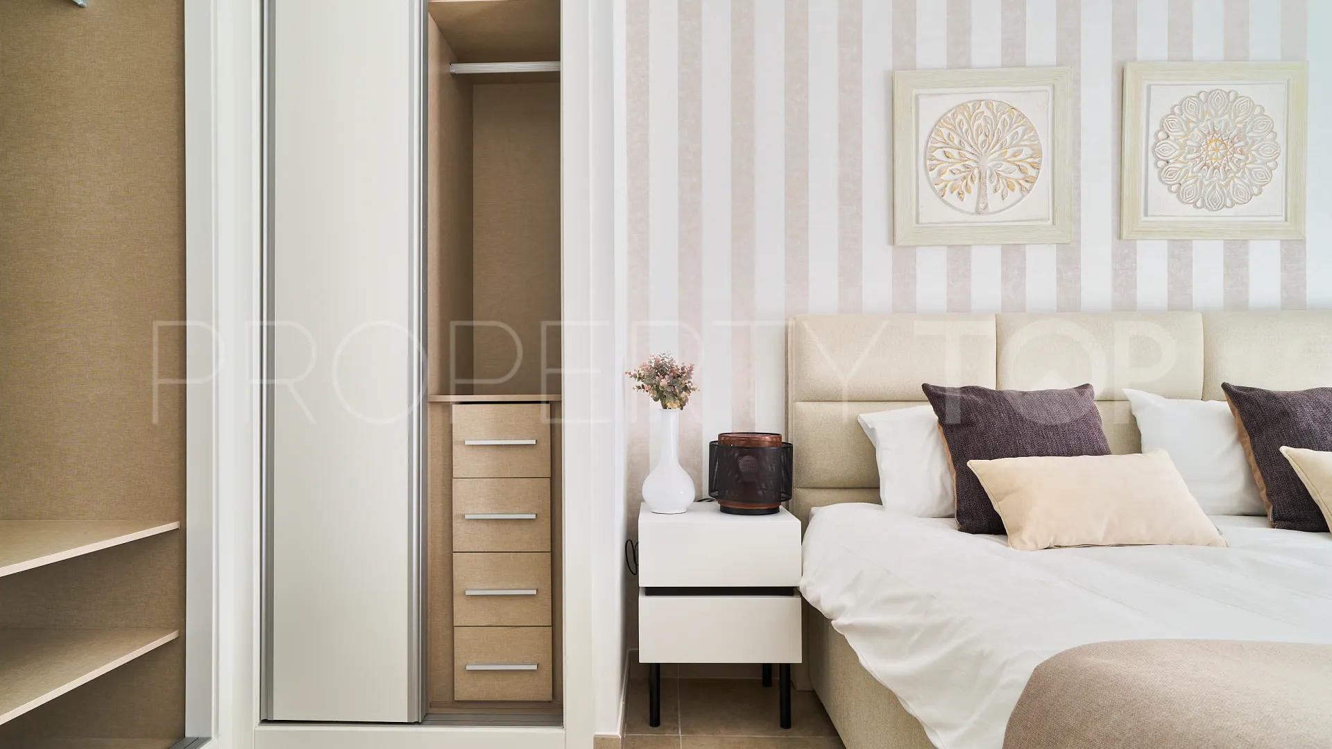 Ground floor apartment for sale in Atalaya with 2 bedrooms