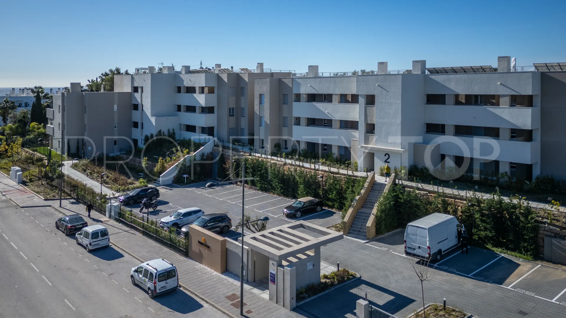 Estepona Golf, atico duplex de 2 dormitorios en venta