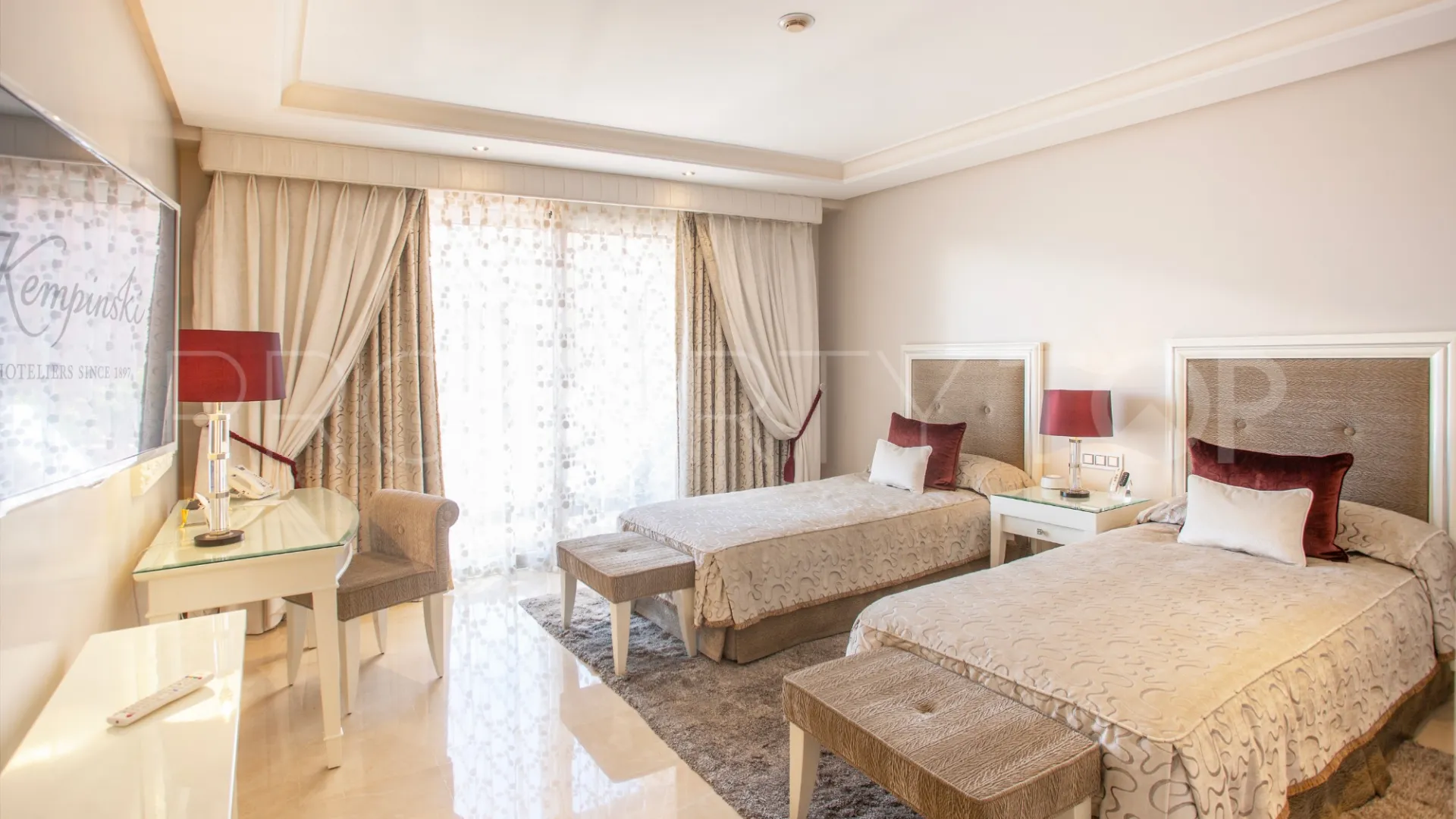 6 bedrooms penthouse in Melia Hacienda del Mar for sale