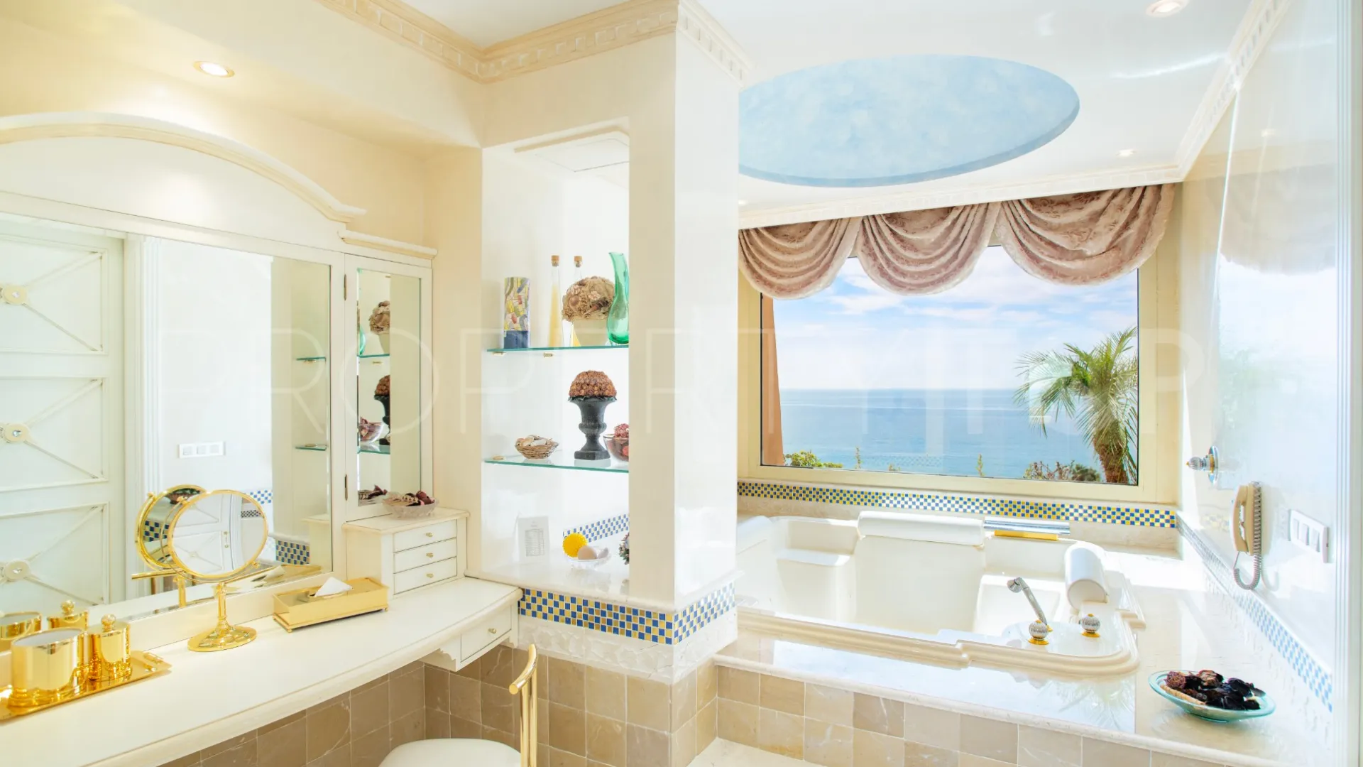 6 bedrooms penthouse in Melia Hacienda del Mar for sale