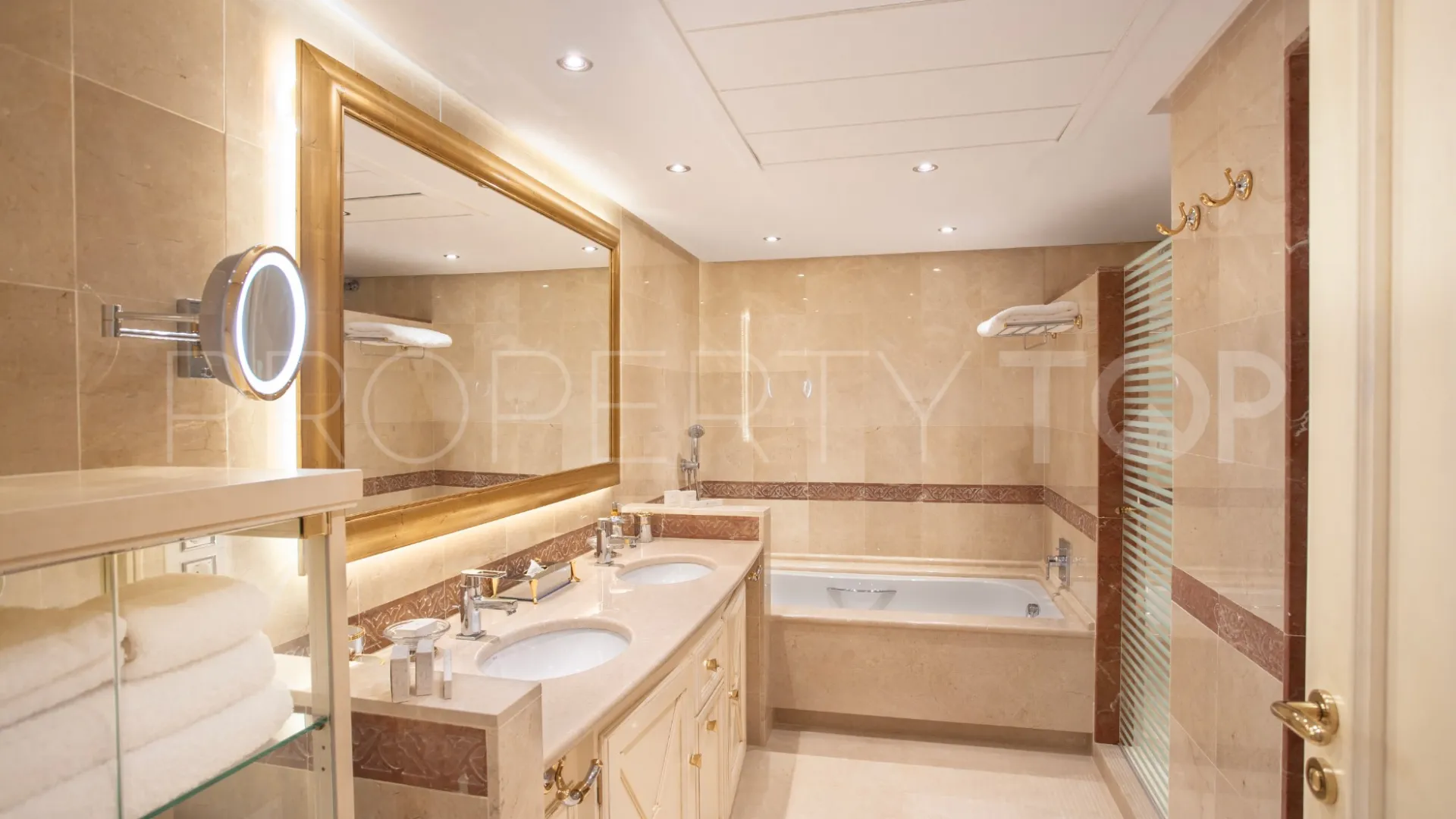6 bedrooms penthouse in Melia Hacienda del Mar for sale