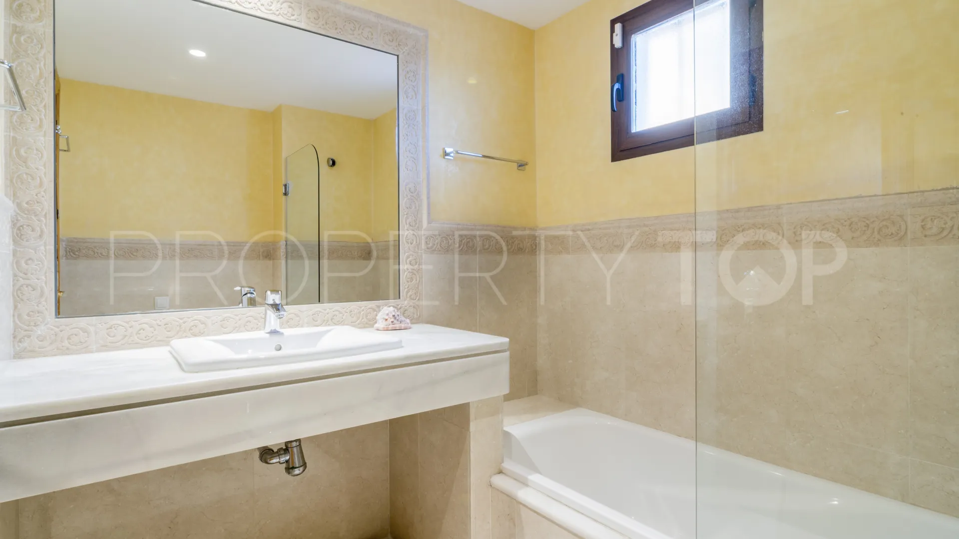 La Quinta del Virrey 2 bedrooms ground floor apartment for sale