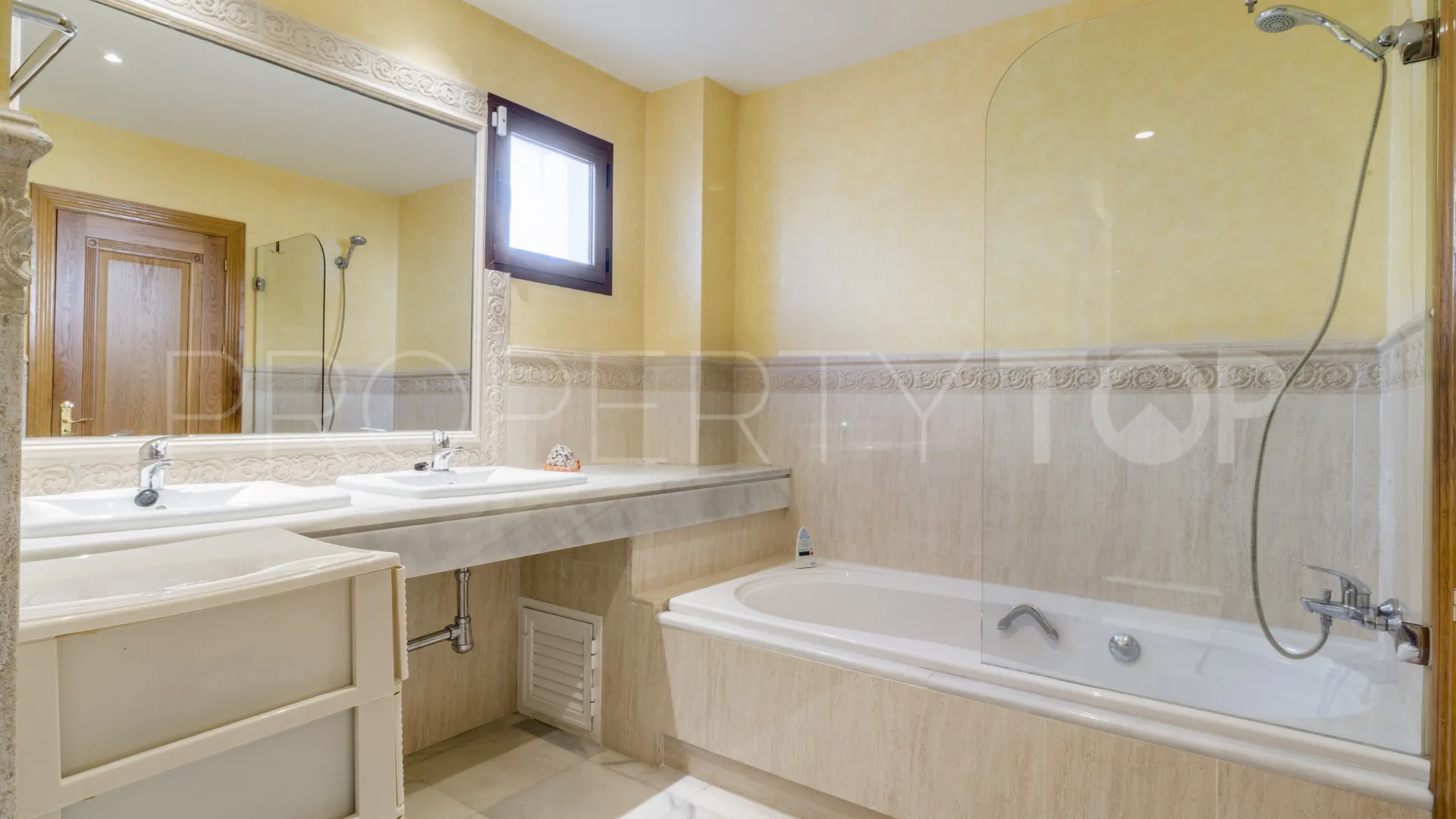 La Quinta del Virrey 2 bedrooms ground floor apartment for sale