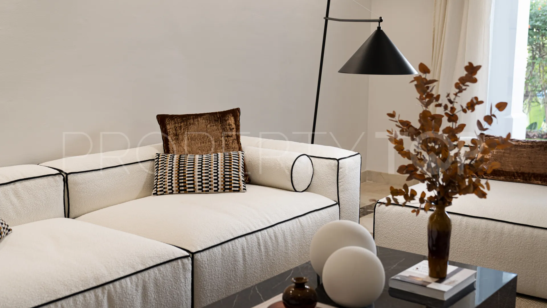 3 bedrooms ground floor apartment in Montebello Hills for sale