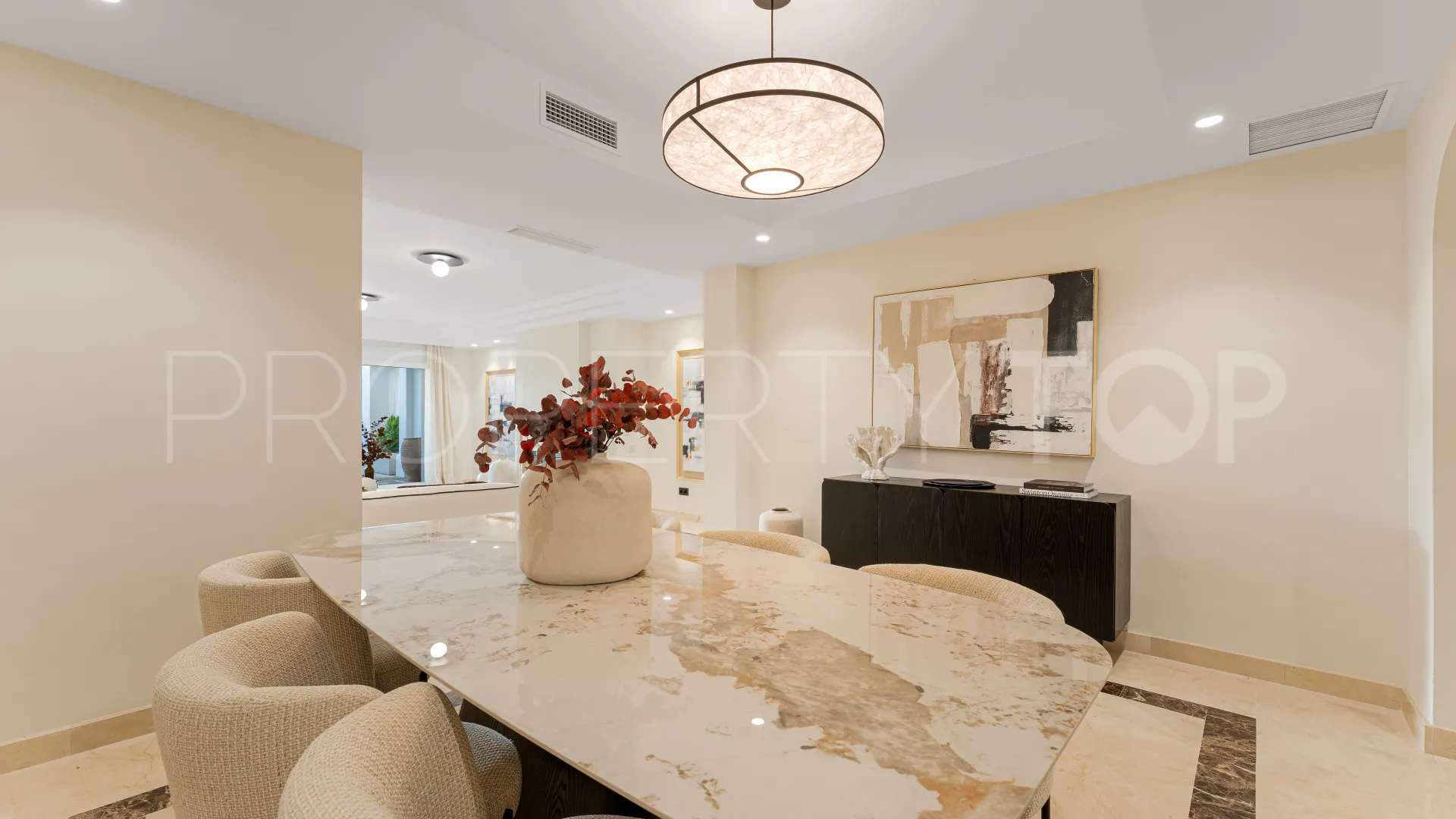3 bedrooms ground floor apartment in Montebello Hills for sale