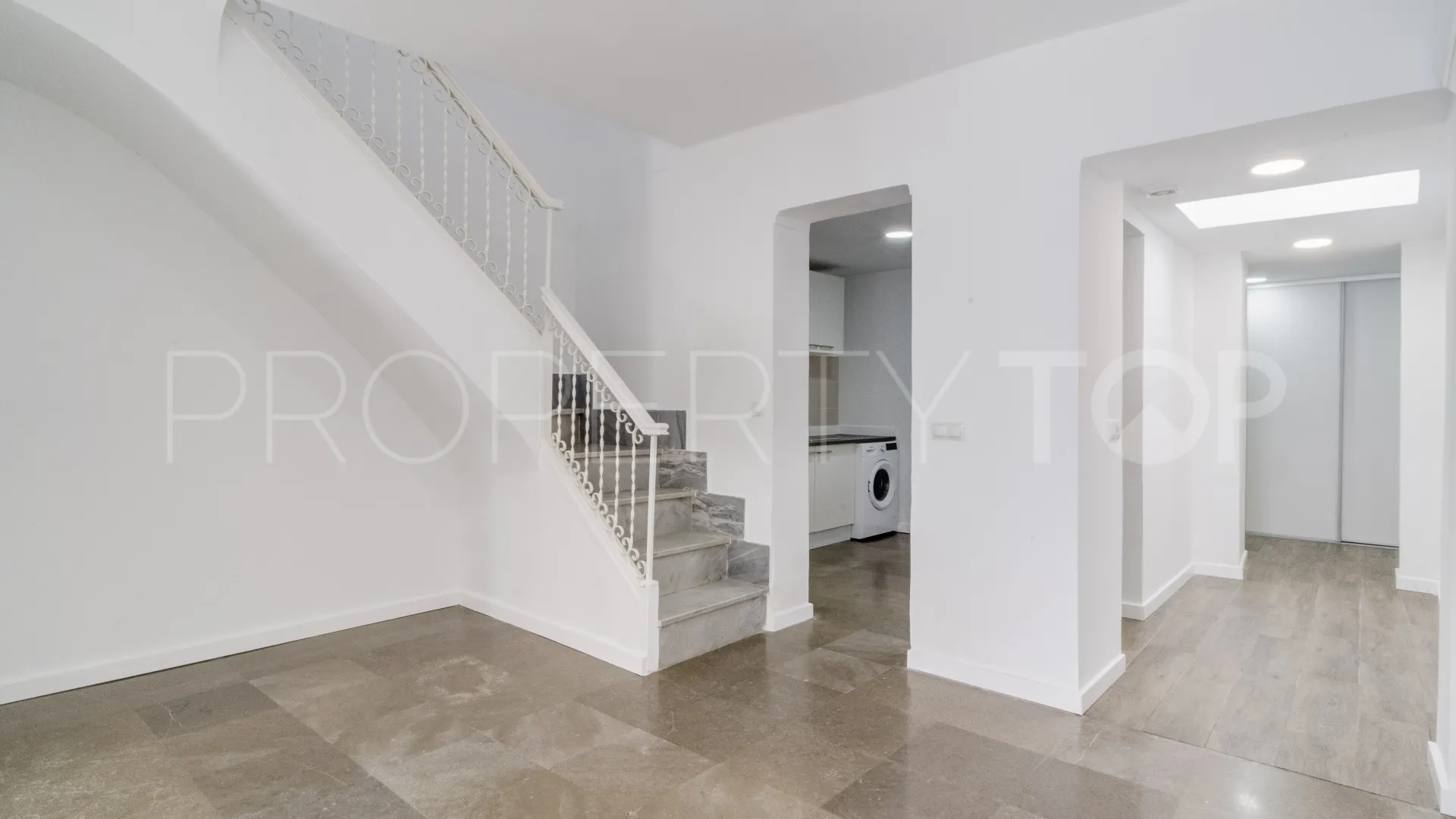 2 bedrooms town house for sale in Coin Centro
