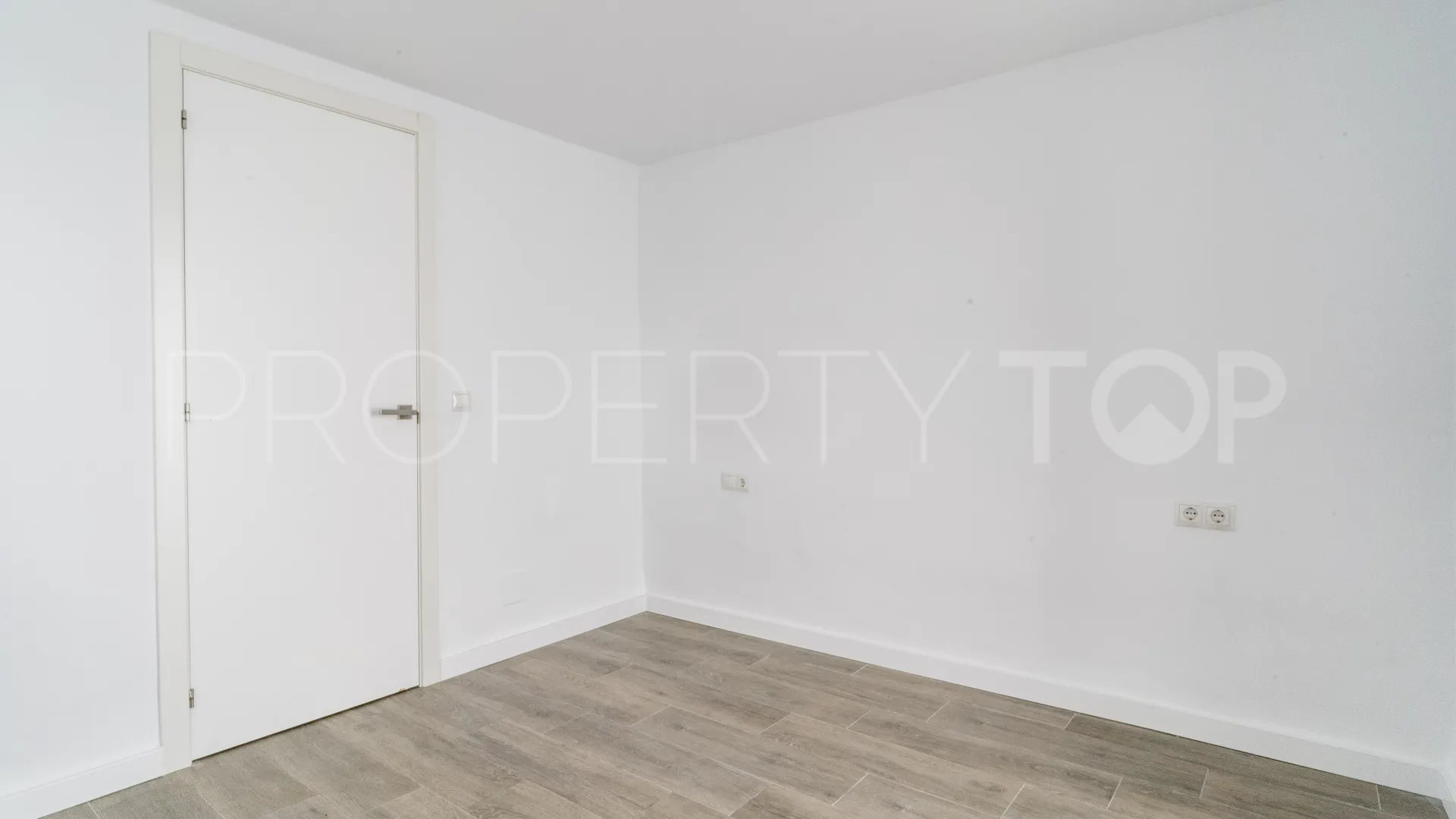 2 bedrooms town house for sale in Coin Centro